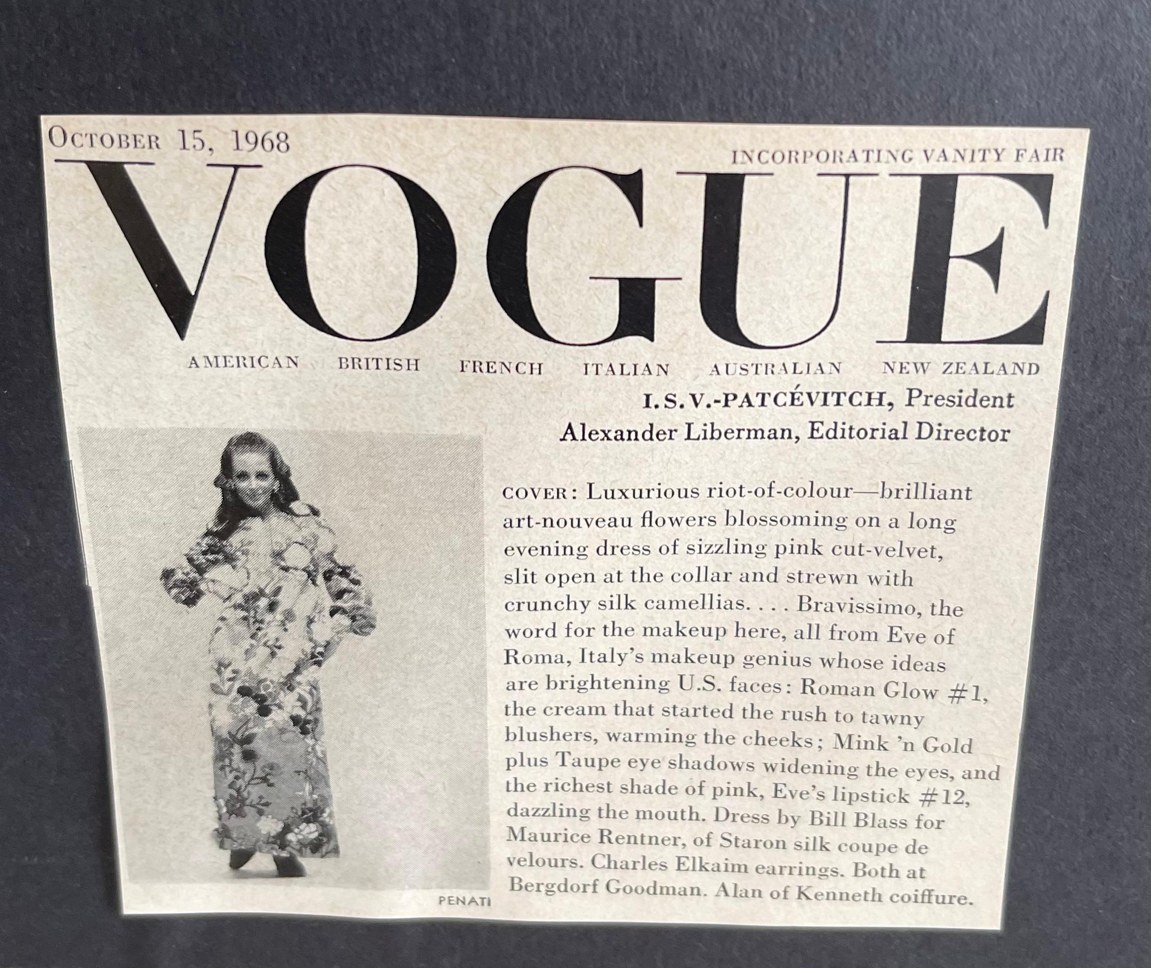 Vogue Magazine October 1968 Framed Cover In Good Condition In Stamford, CT