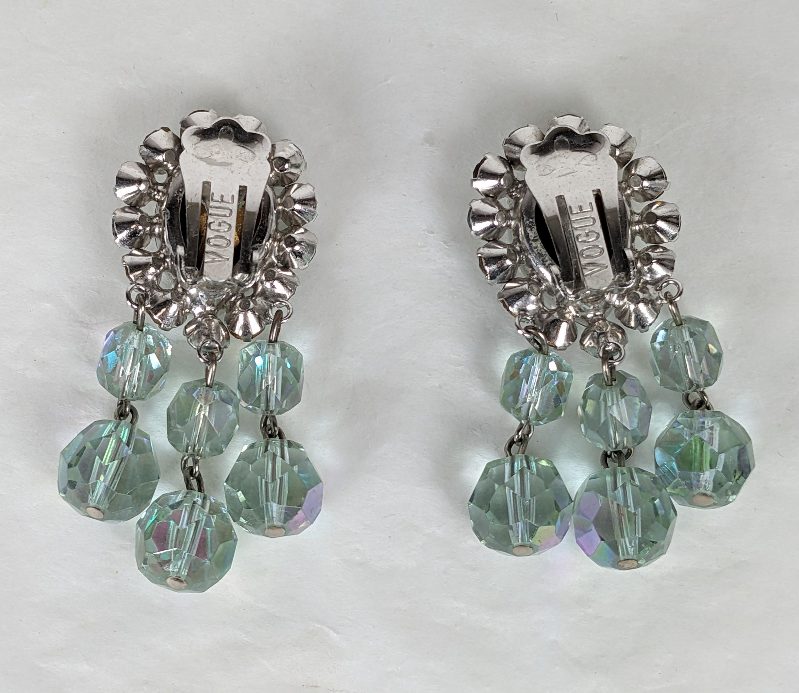 Boucles d'oreilles en perles Aurora lilas pâle de Vogue Unisexe en vente