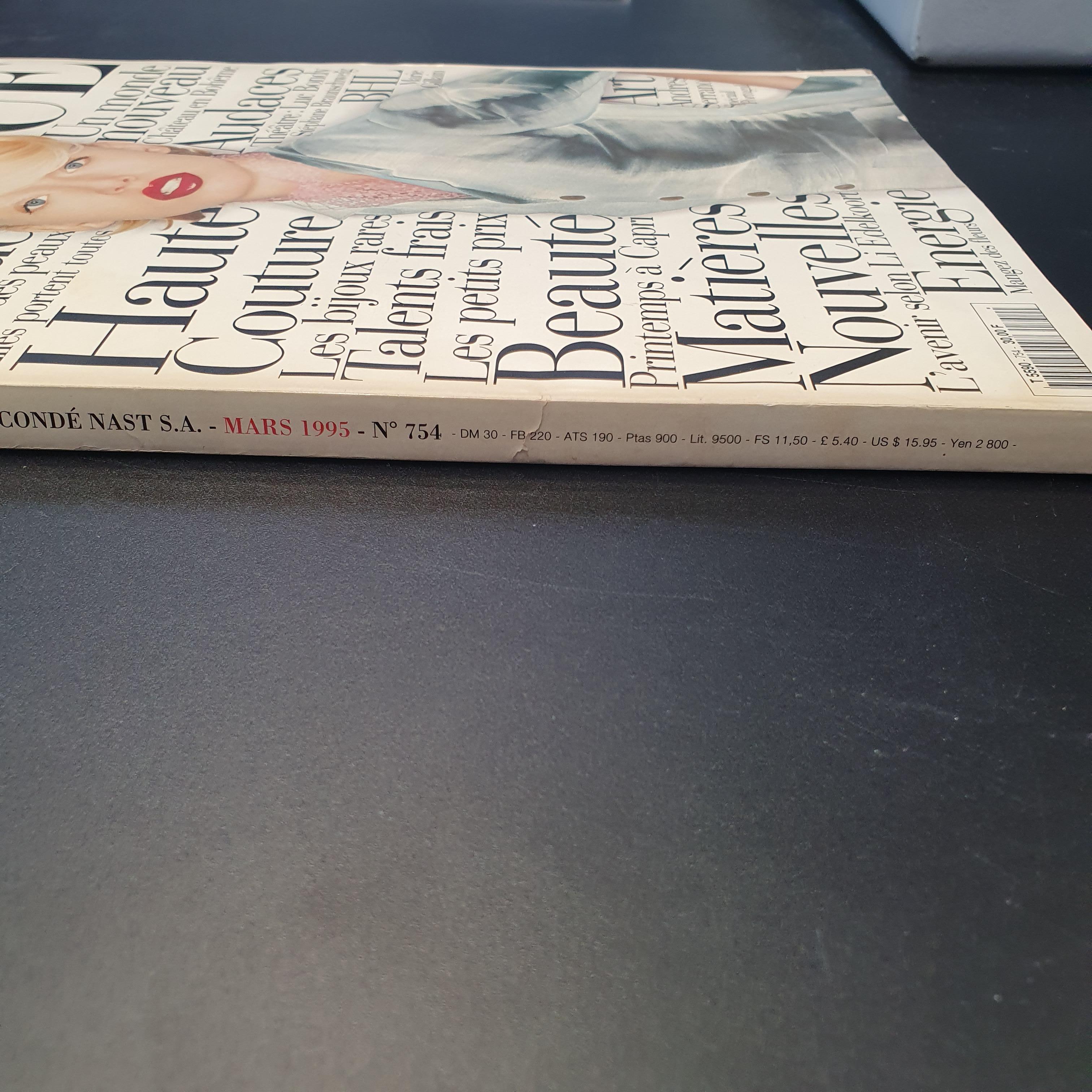 Vogue Paris magazine mars 1995 en vente 2