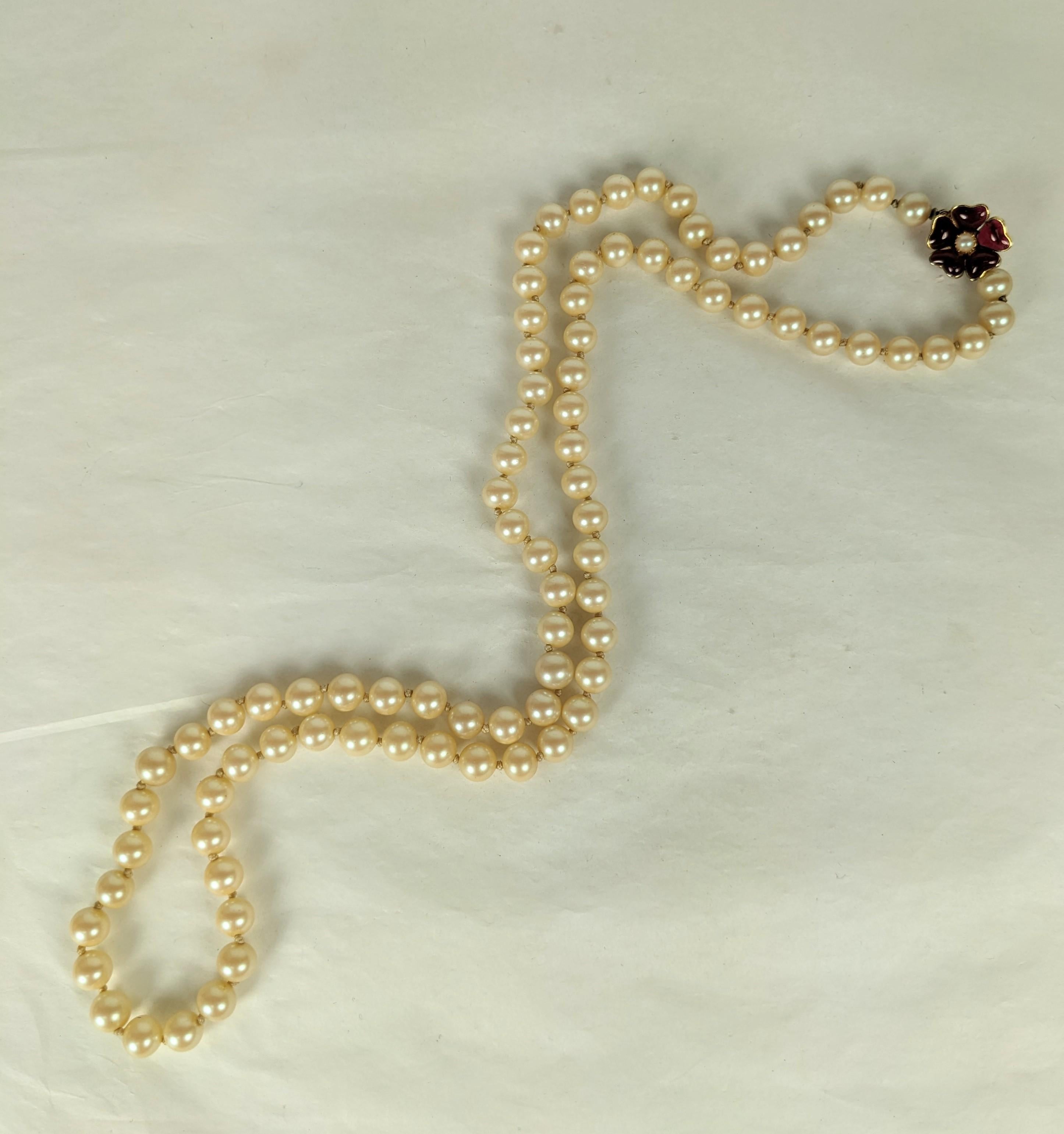 Vogue Pearls with Gripoix Flower Clasp In Good Condition For Sale In New York, NY