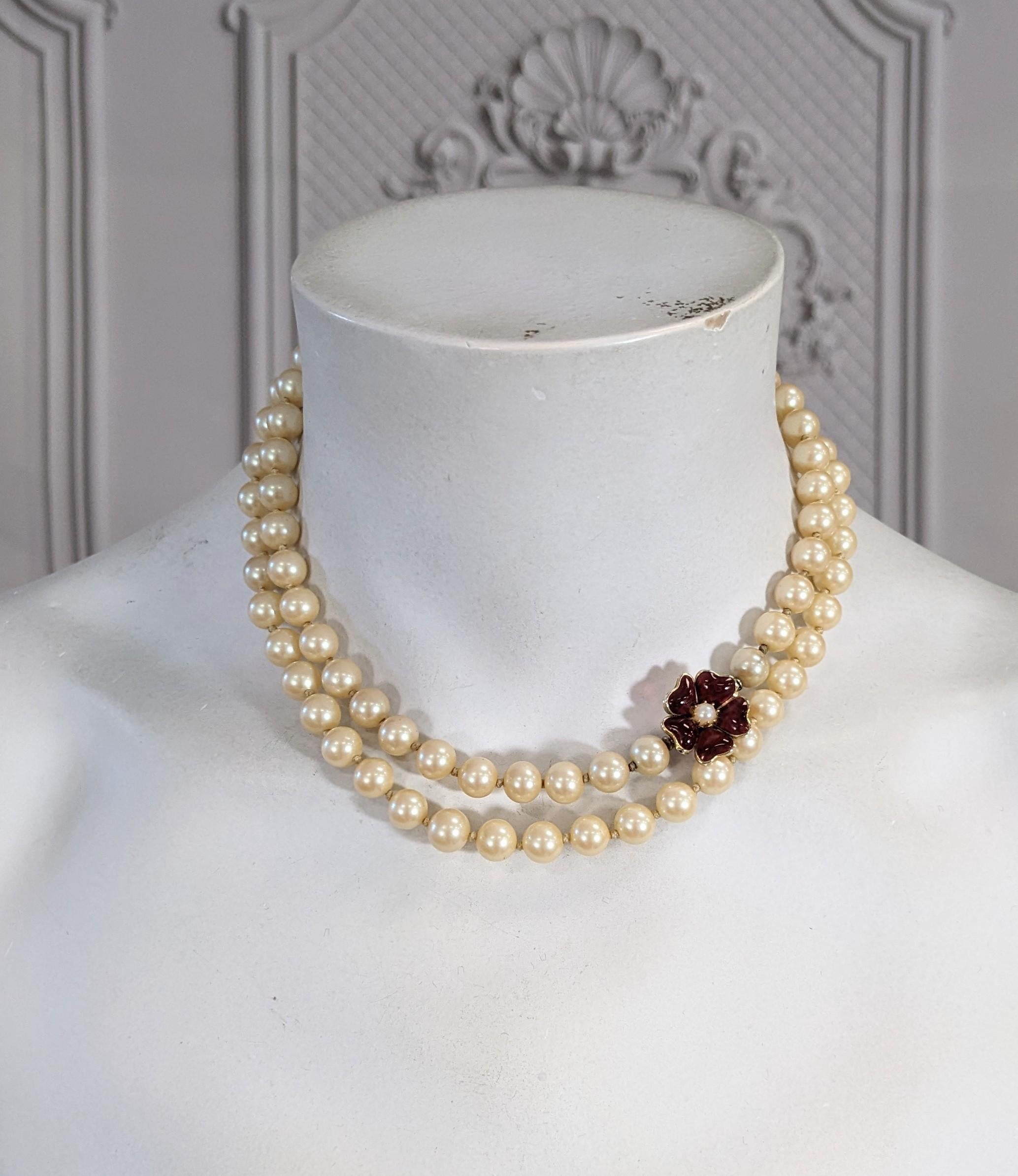 Vogue Pearls with Gripoix Flower Clasp For Sale 2