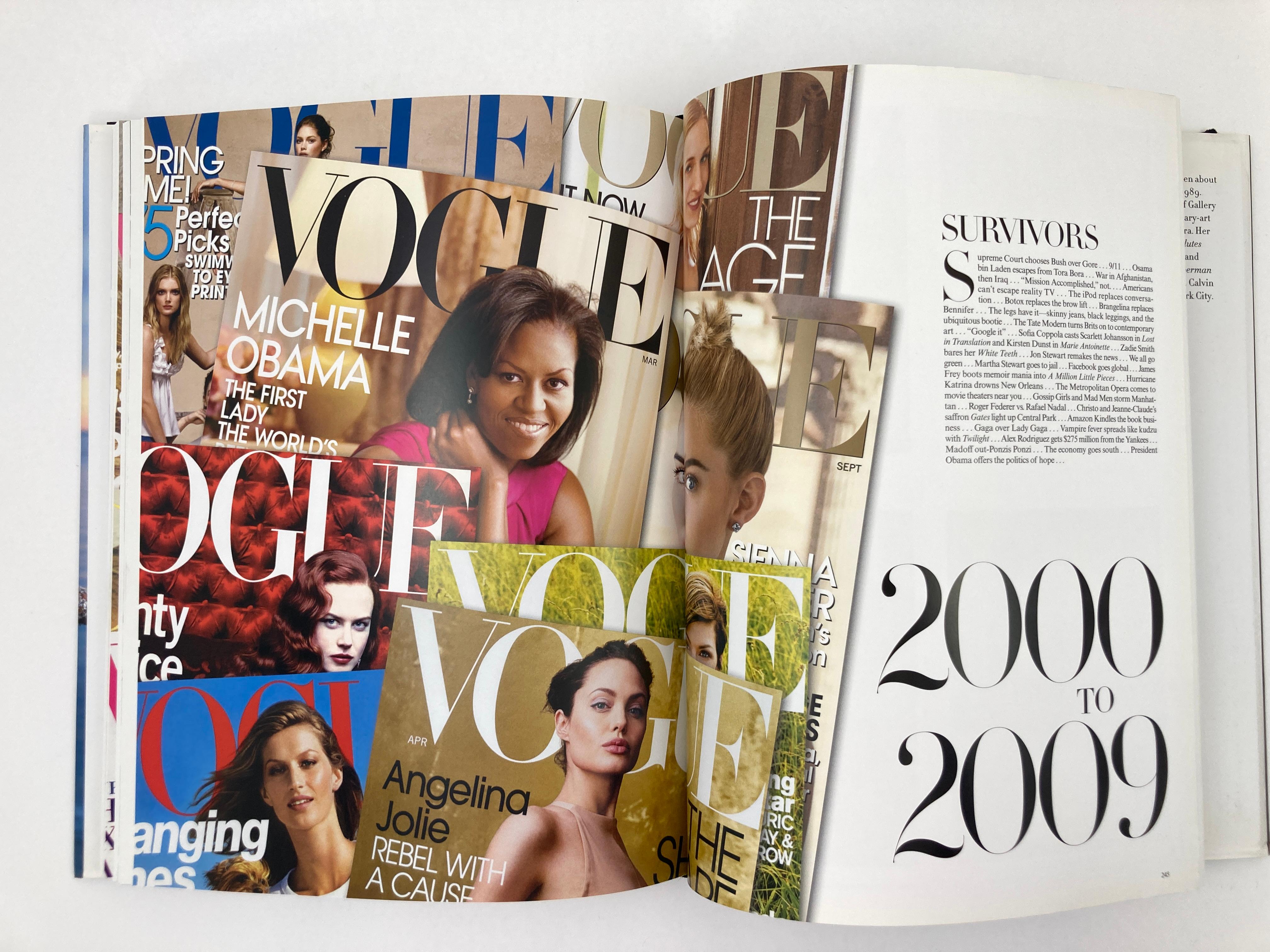 Vogue The Covers Hardcover Coffee Table Book (en anglais) en vente 11