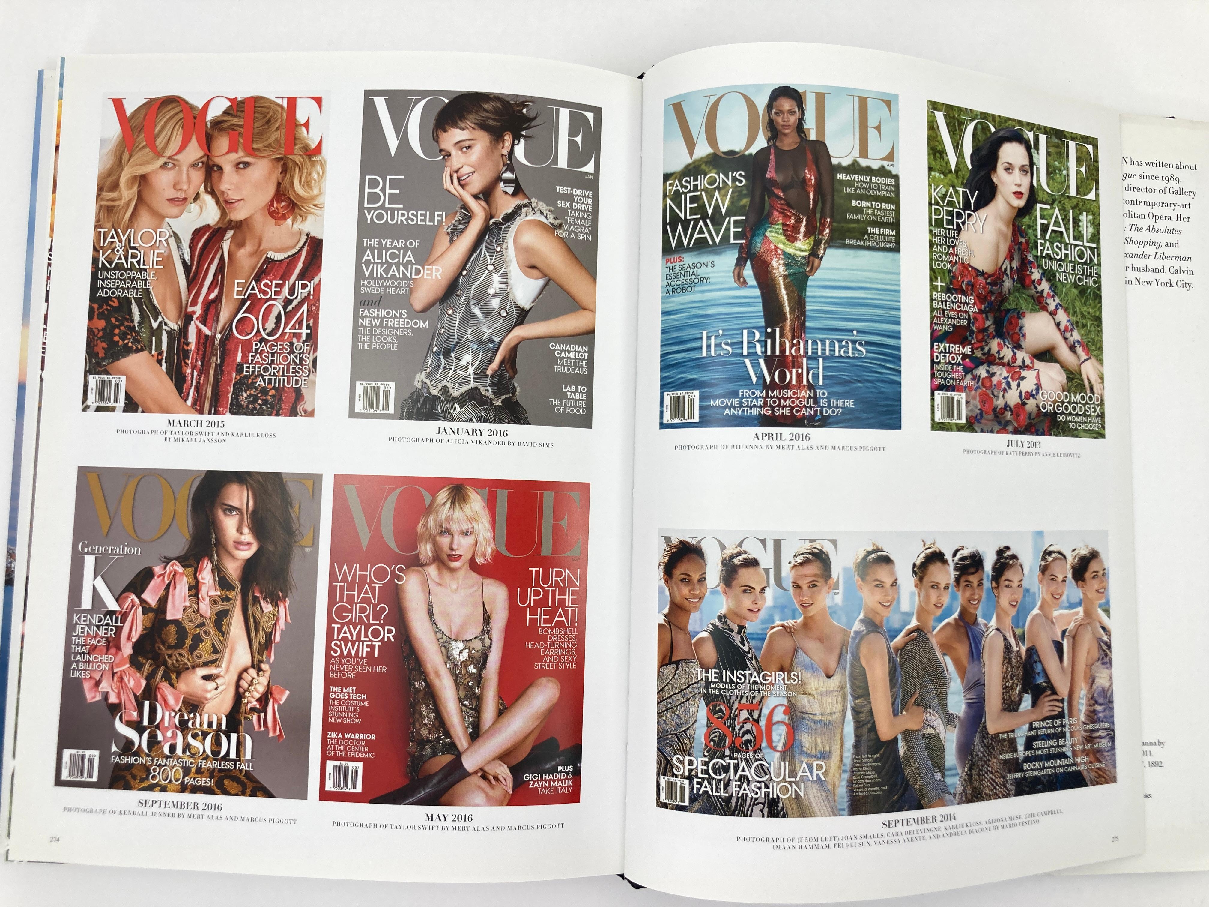 Vogue The Covers Hardcover Coffee Table Book (en anglais) en vente 14