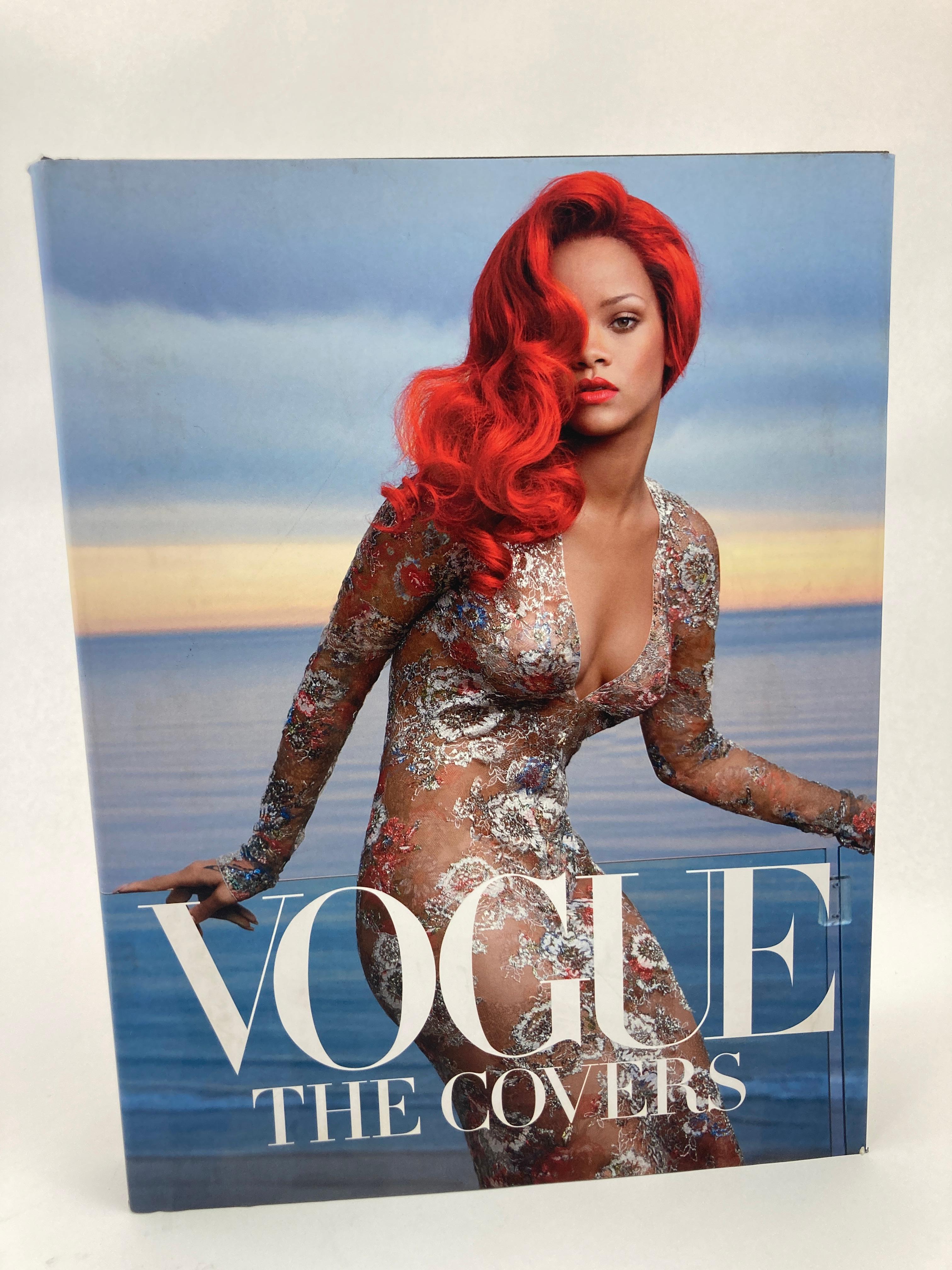 Women's or Men's Vogue The Covers Hardcover Coffee Table Book For Sale