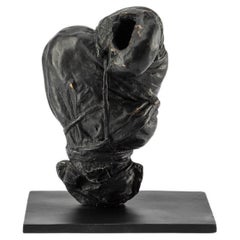 Void, scultura contemporanea in bronzo fuso, patina nera