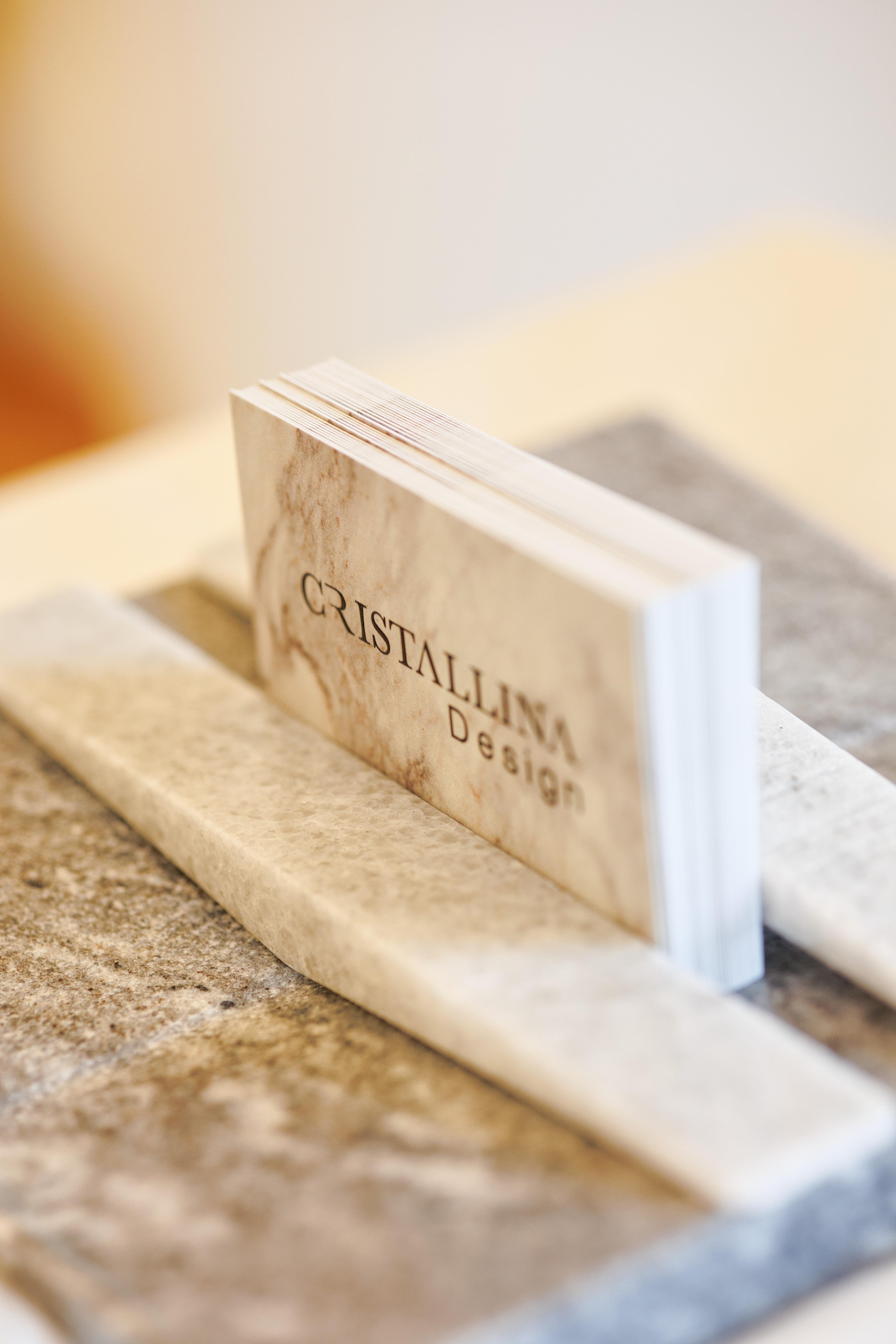 Void Tablett - Cristallina Tischtablett aus Marmor im Zustand „Neu“ im Angebot in Iragna, CH