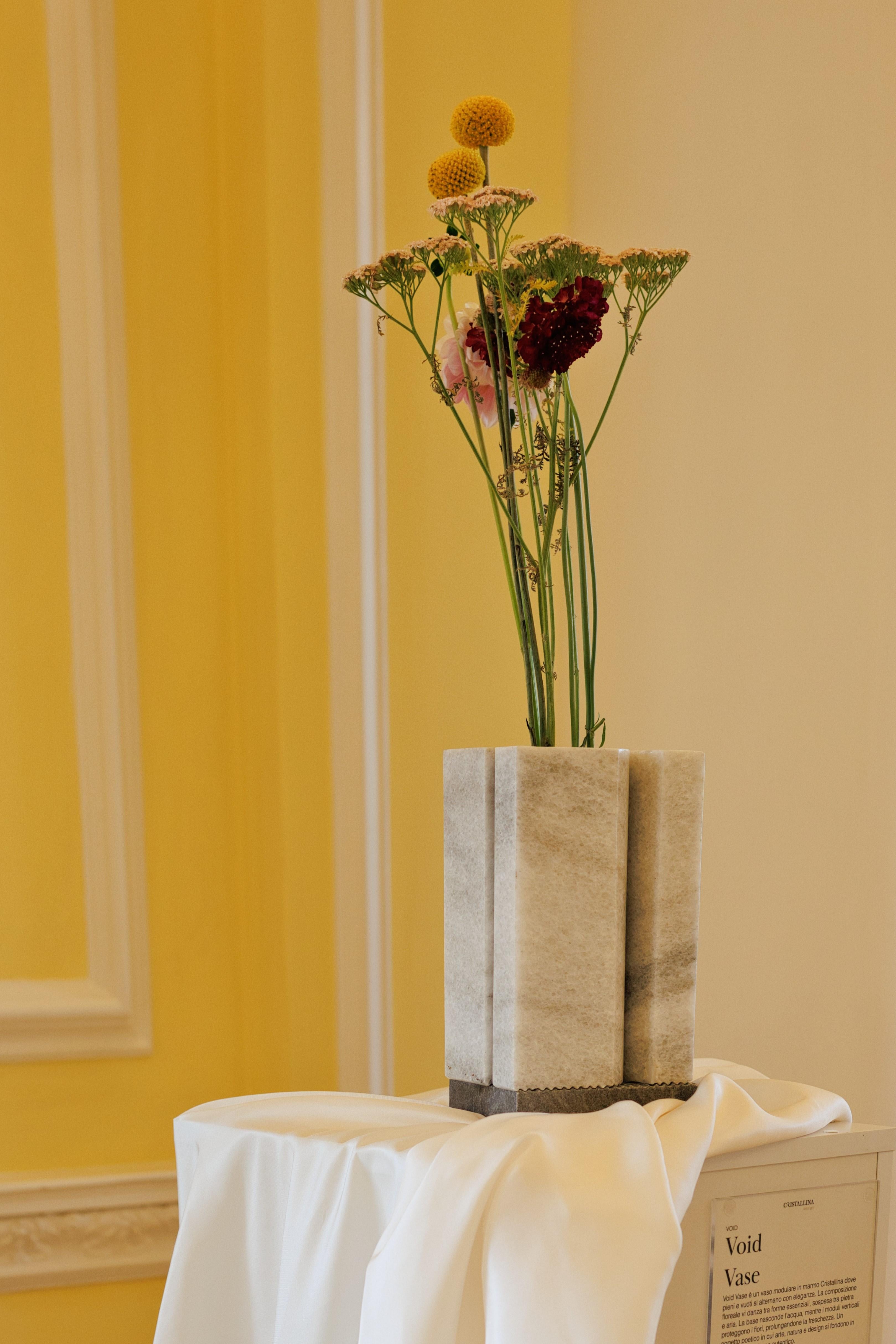 Vase Void - Vase modulaire en marbre Cristallina Neuf - En vente à Iragna, CH