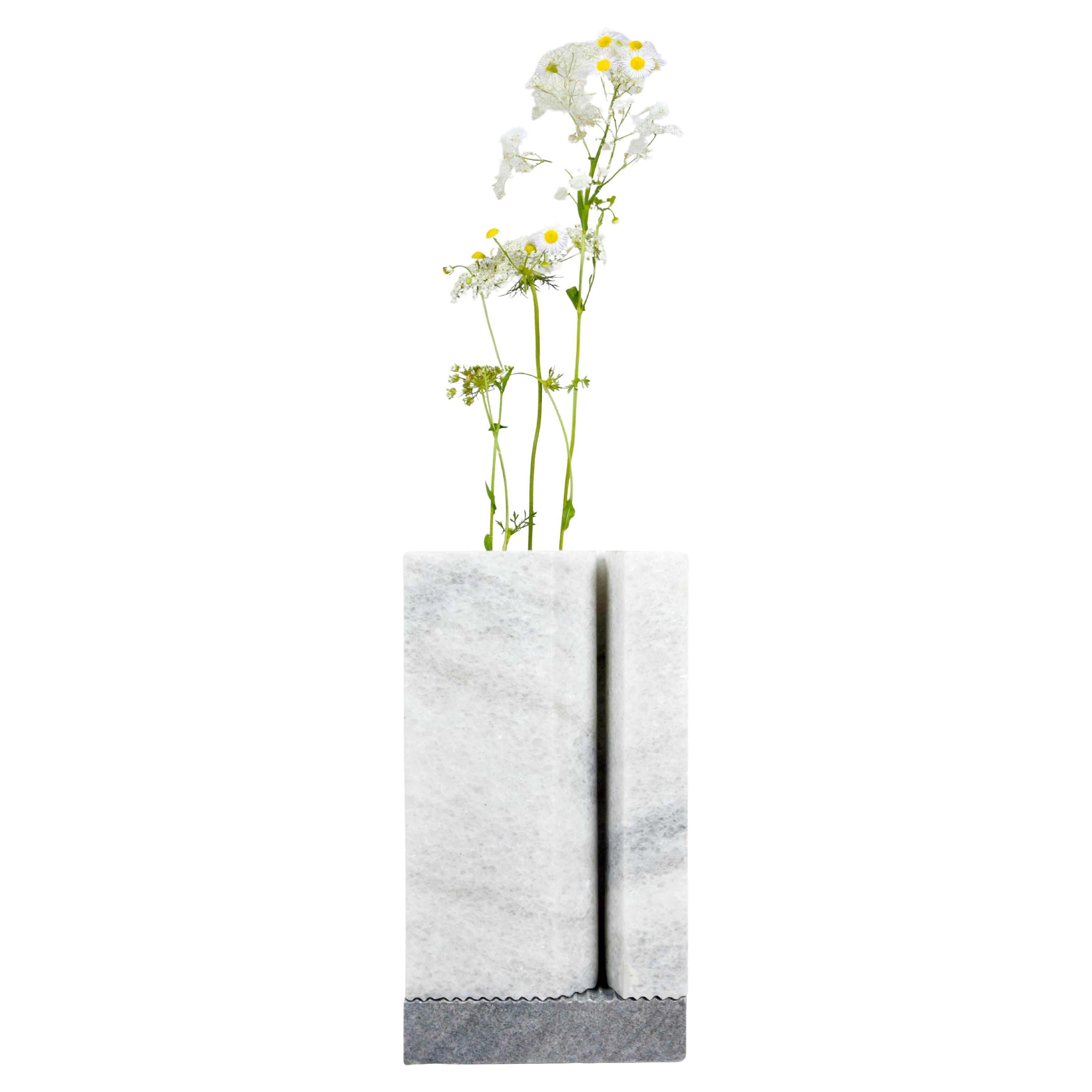 Vase Void - Vase modulaire en marbre Cristallina en vente