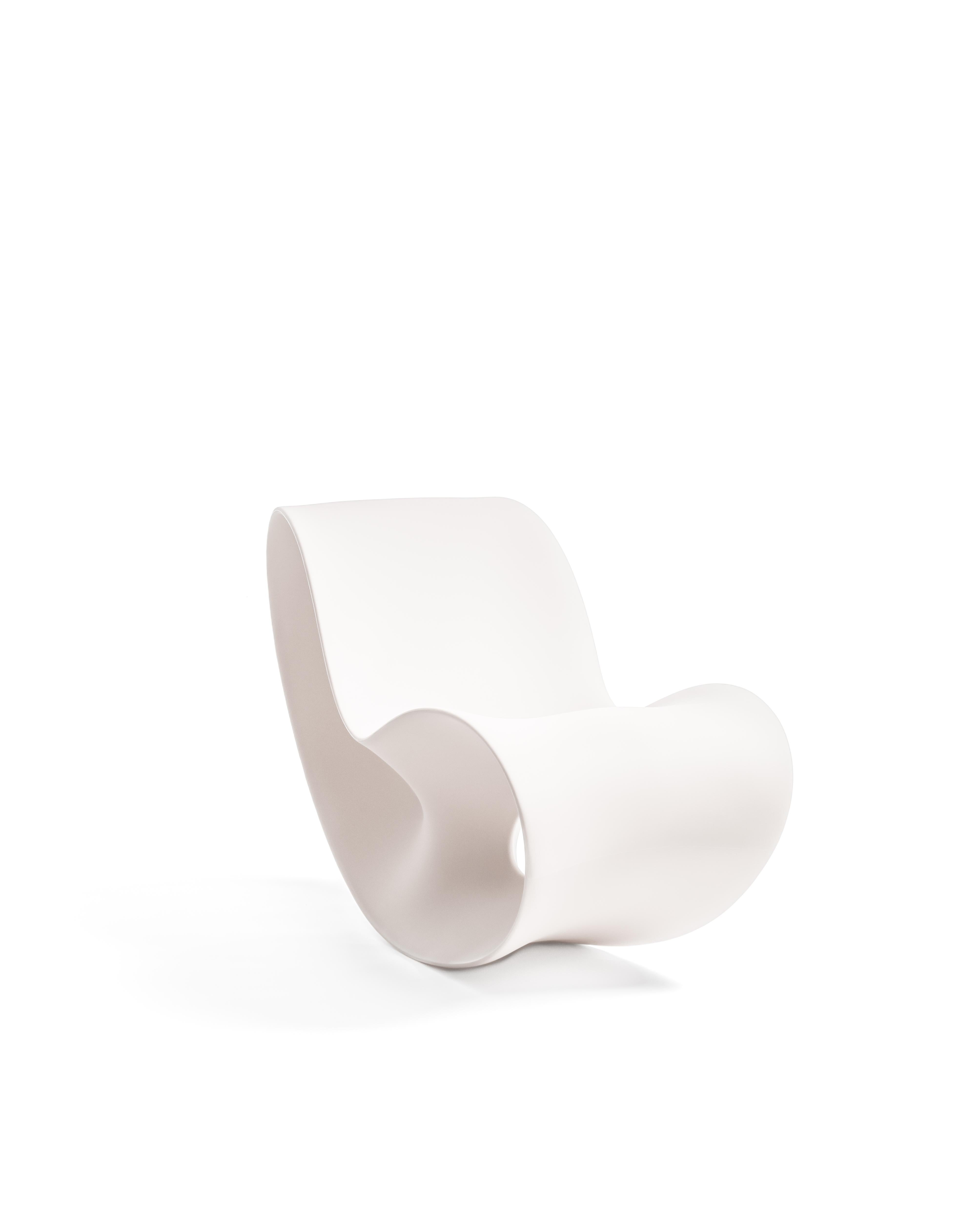 Voido Rocking Chair  in White by Ron Arad for MAGIS For Sale 3