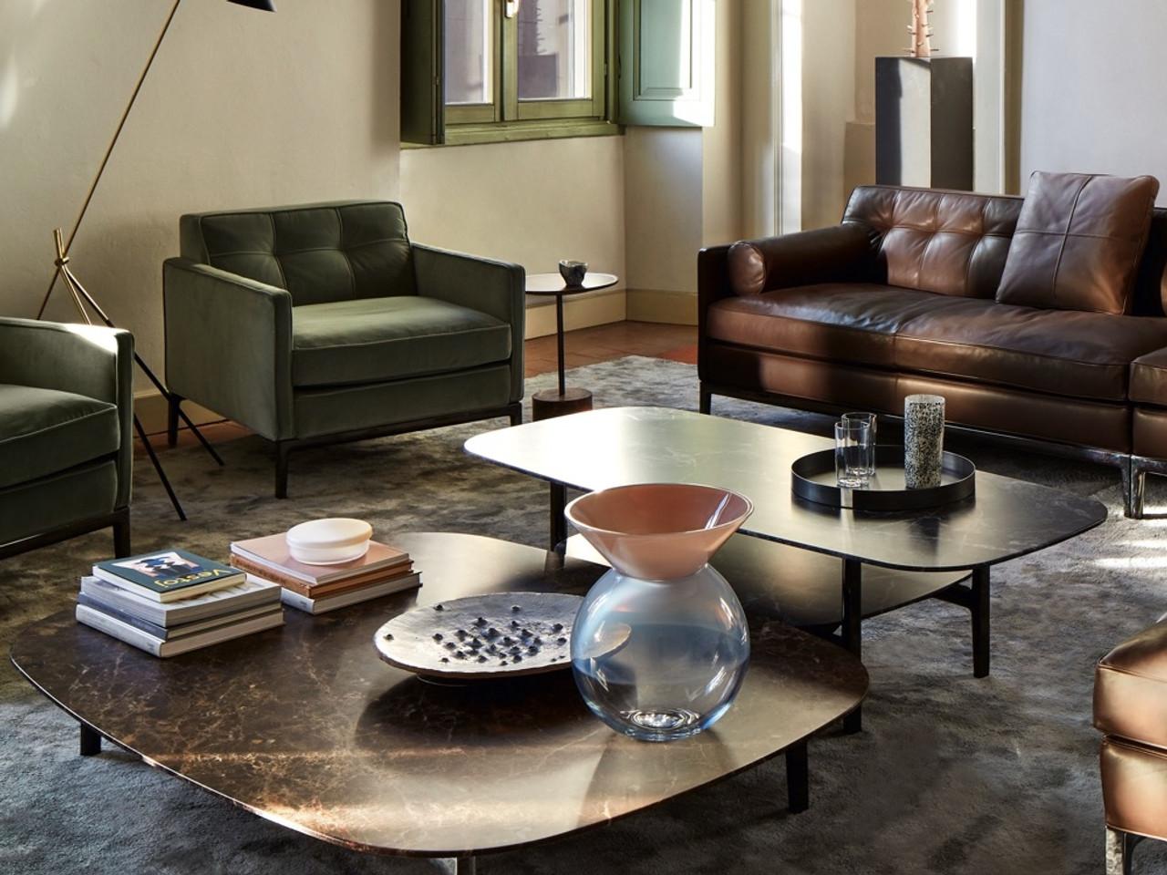Volage Ex-S Coffee Table in Marble and Aluminium Base by Philippe Starck In New Condition For Sale In Barcelona, Barcelona