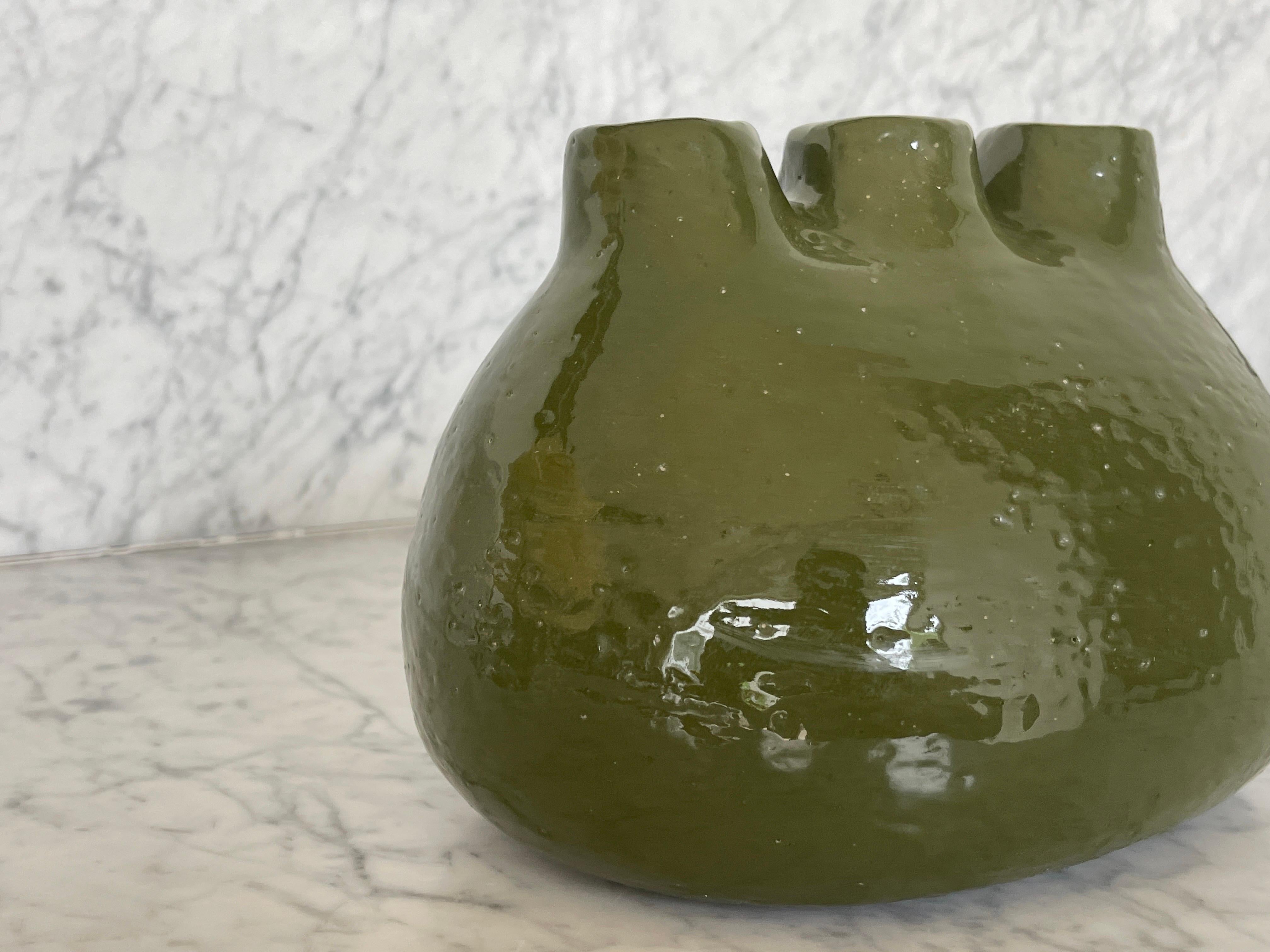 Volcan ceramic vessel by Mariela Ceramica In New Condition For Sale In Knokke-Heist, BE