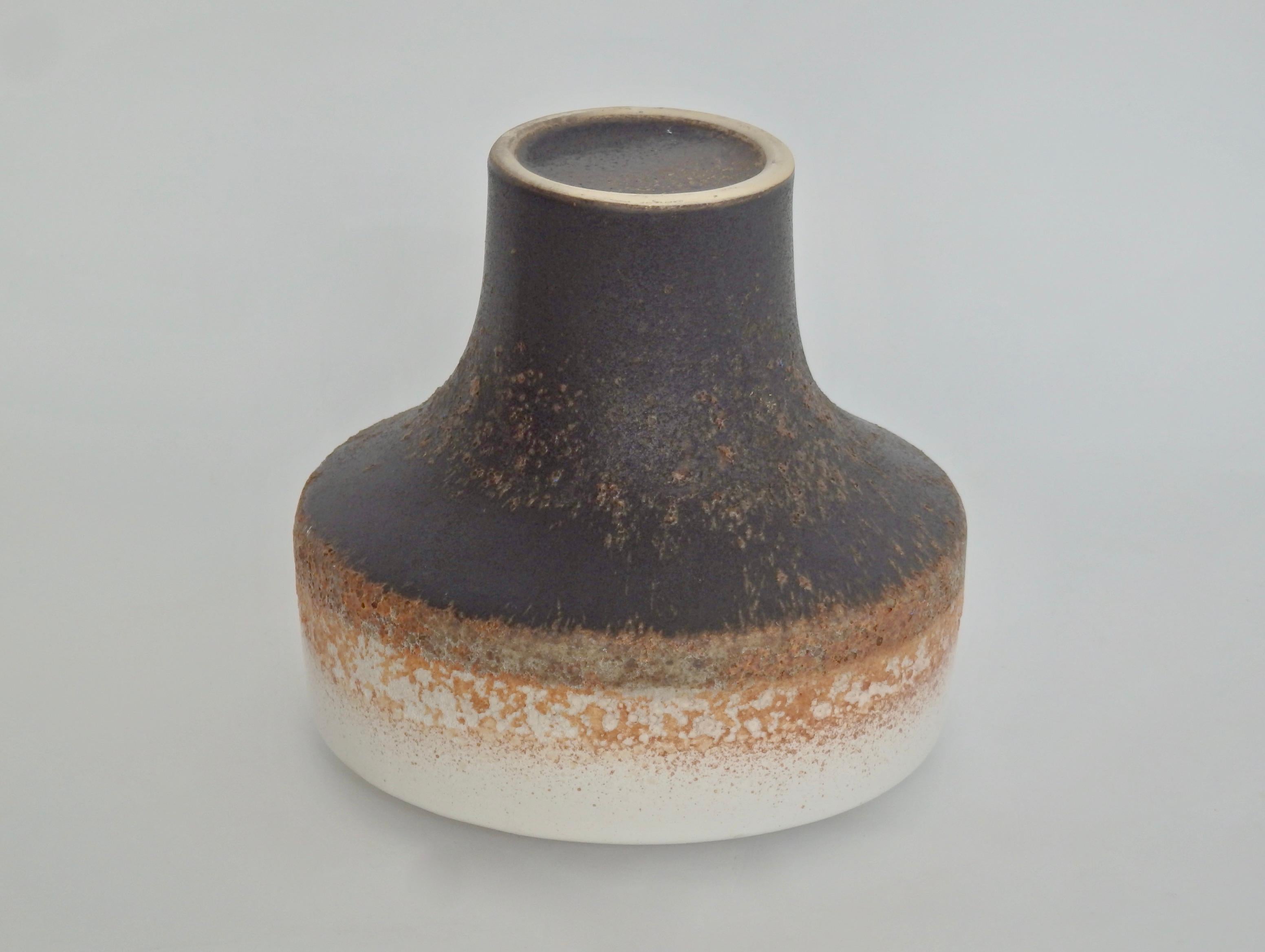 Fired Volcanic Glazed Studio Pottery Vessel, Style of Gertrud and Otto Natzler For Sale
