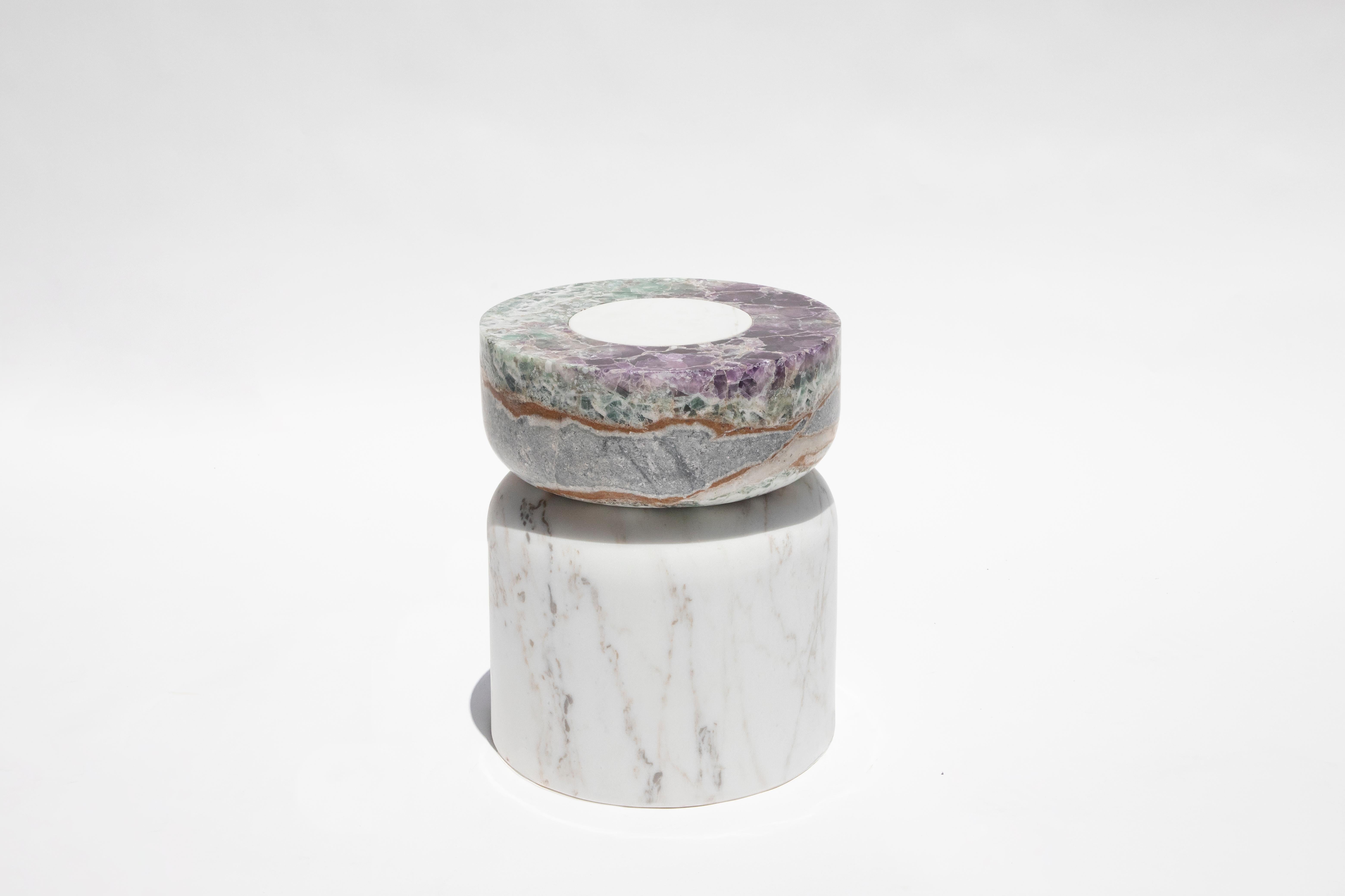 Tabouret/table en marbre IV à abat-jour volcanique de Sten Studio, REP de Tuleste Factory Neuf - En vente à New York, NY