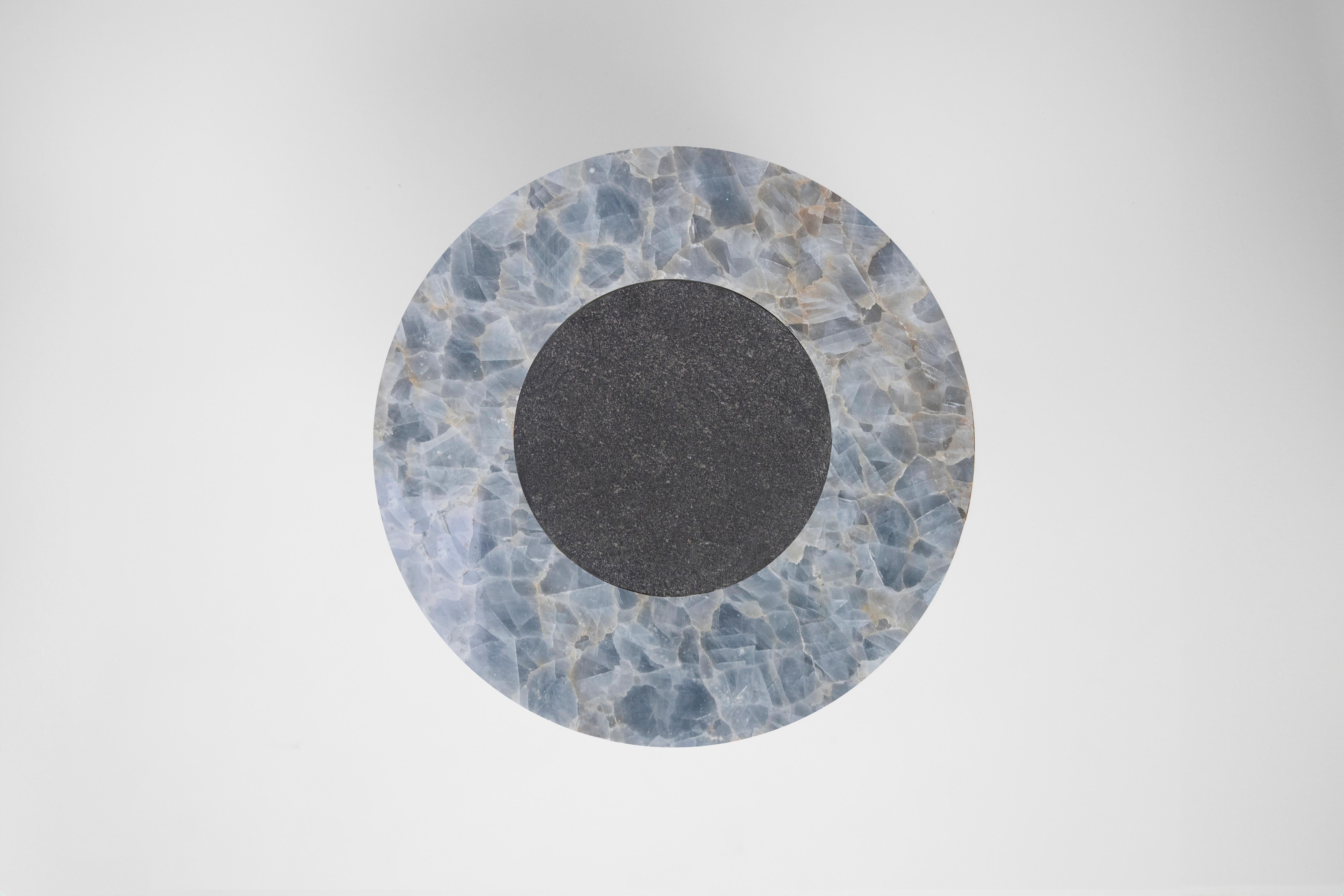 Mexicain Abat-jour volcanique IV - Sten Studio - Pierre de lave et calcite bleue en vente