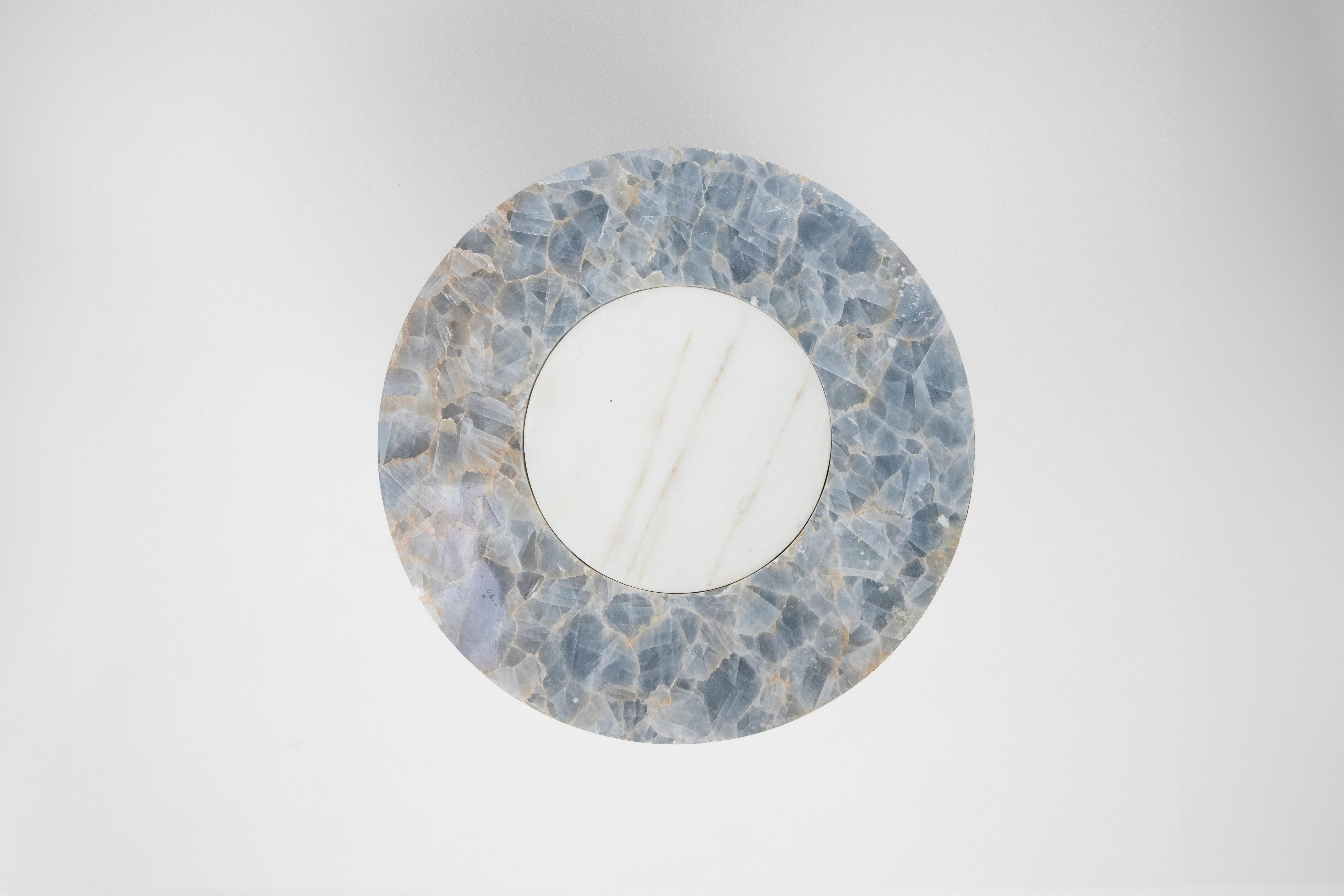 Mexicain Abat-jour volcanique en marbre IV - Sten Studio - Calacatta dorée et calcite bleue en vente