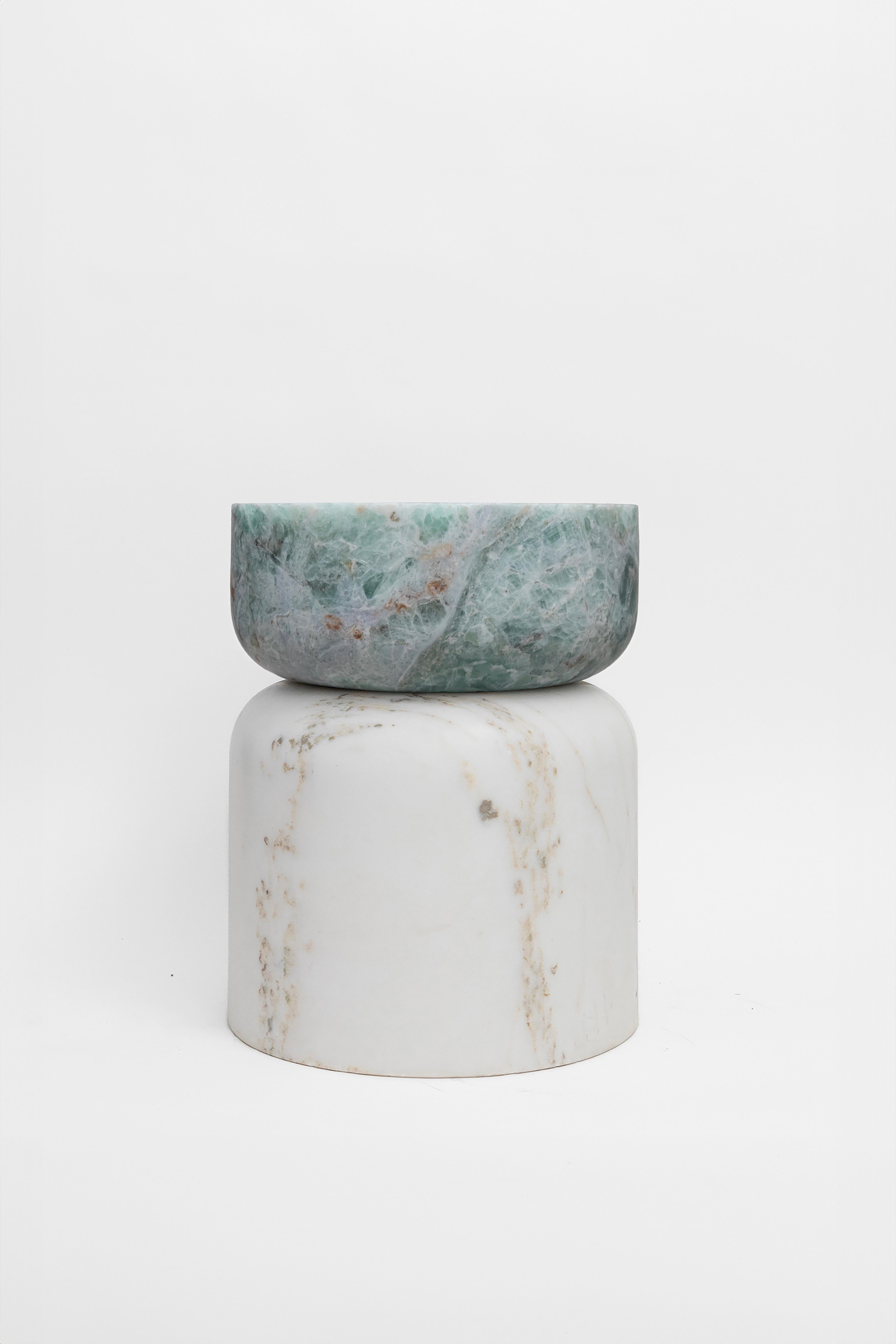 Fait main Abat-jour volcanique en marbre IV - Sten Studio - Calacatta dorée et fluorite en vente