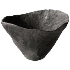 Volcano Œuvre d'art en céramique signée par Jojo Corväiá, Vessel