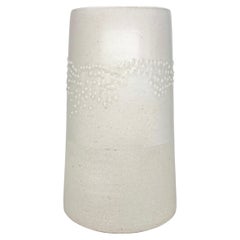 Vase Volcano en porcelaine émaillée blanche de taille moyenne