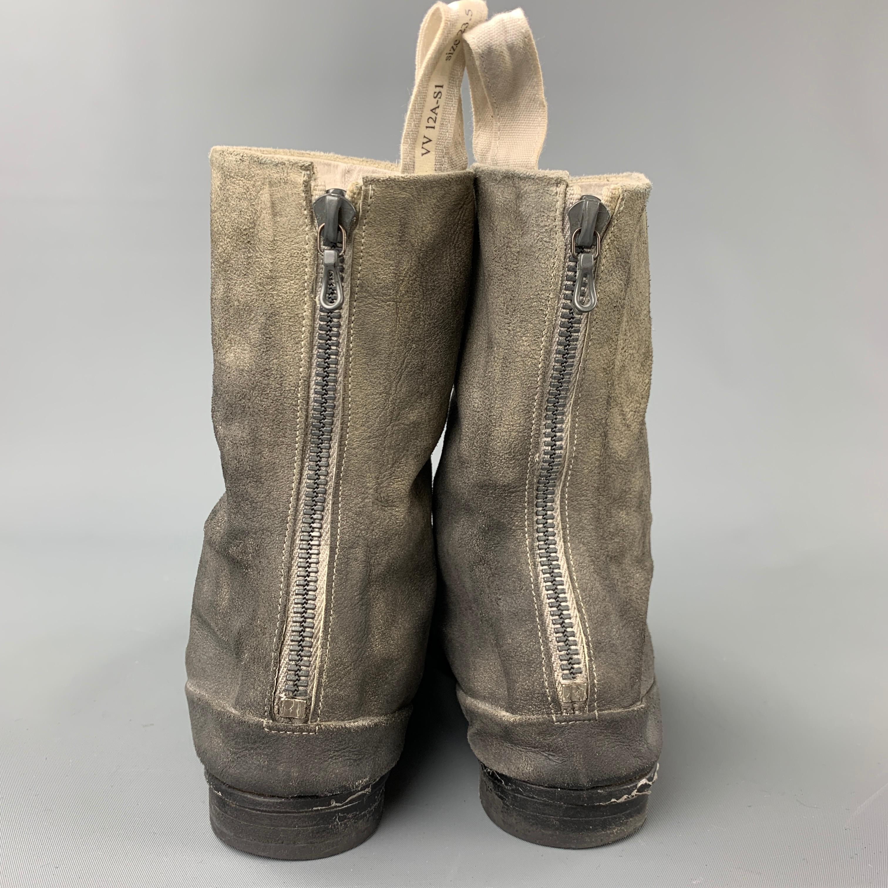 boots with wooden sole