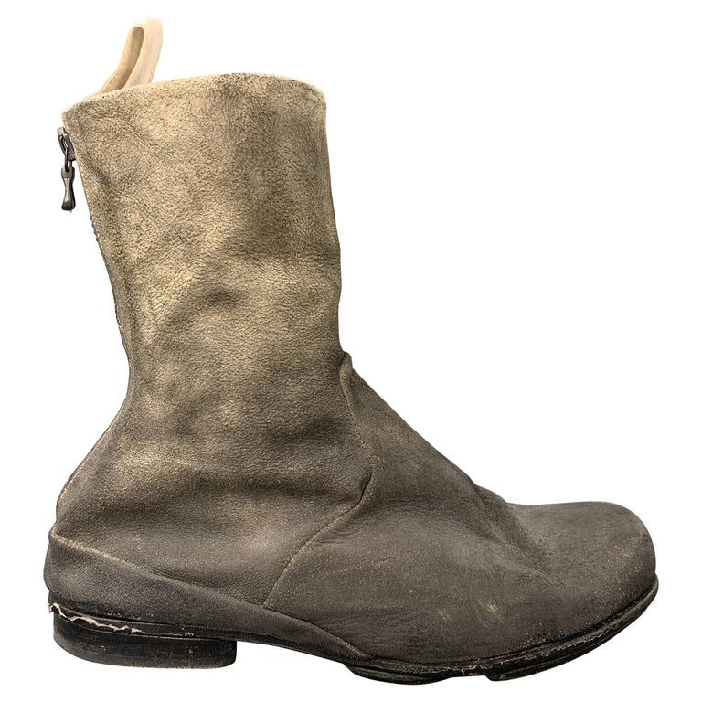 VOLGA VOLGA Size 7.5 Grey Distressed Leather Ankle Boots For Sale at 1stDibs