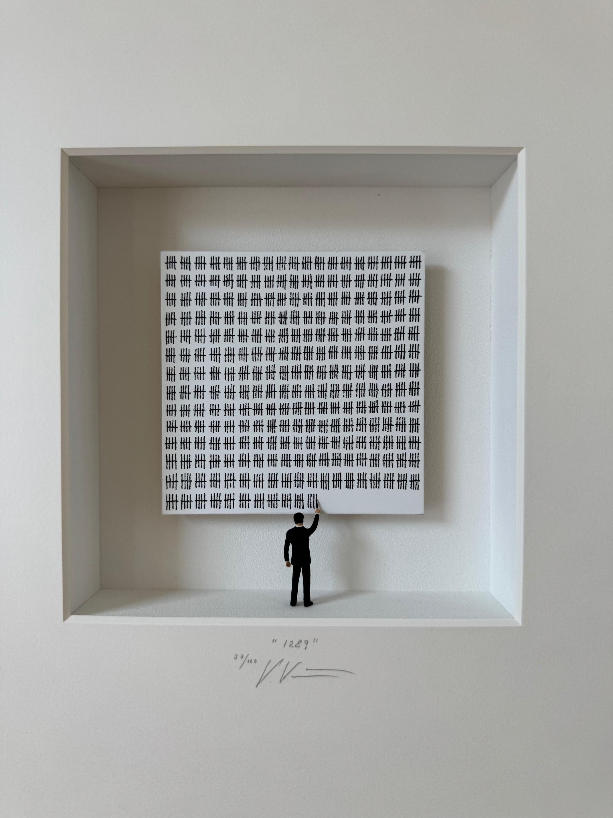1289 - contemporary original art in boxes by Volker Kuhn minimalist countdown en vente 5