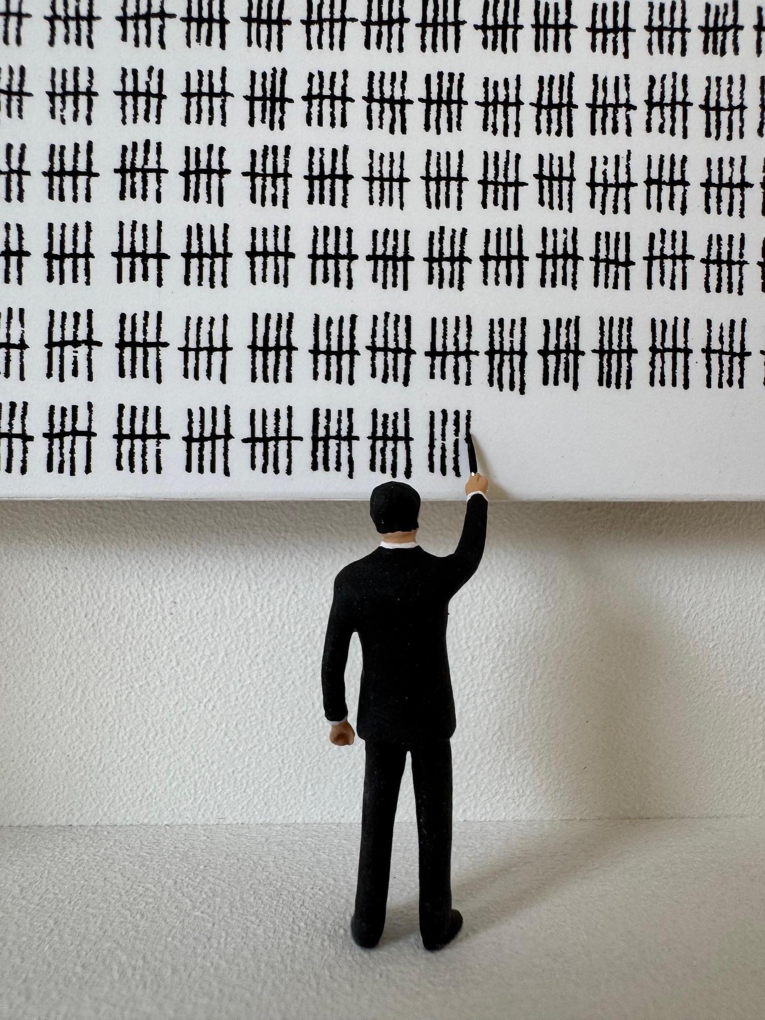 1289 - contemporary original art in boxes by Volker Kuhn minimalist countdown en vente 7