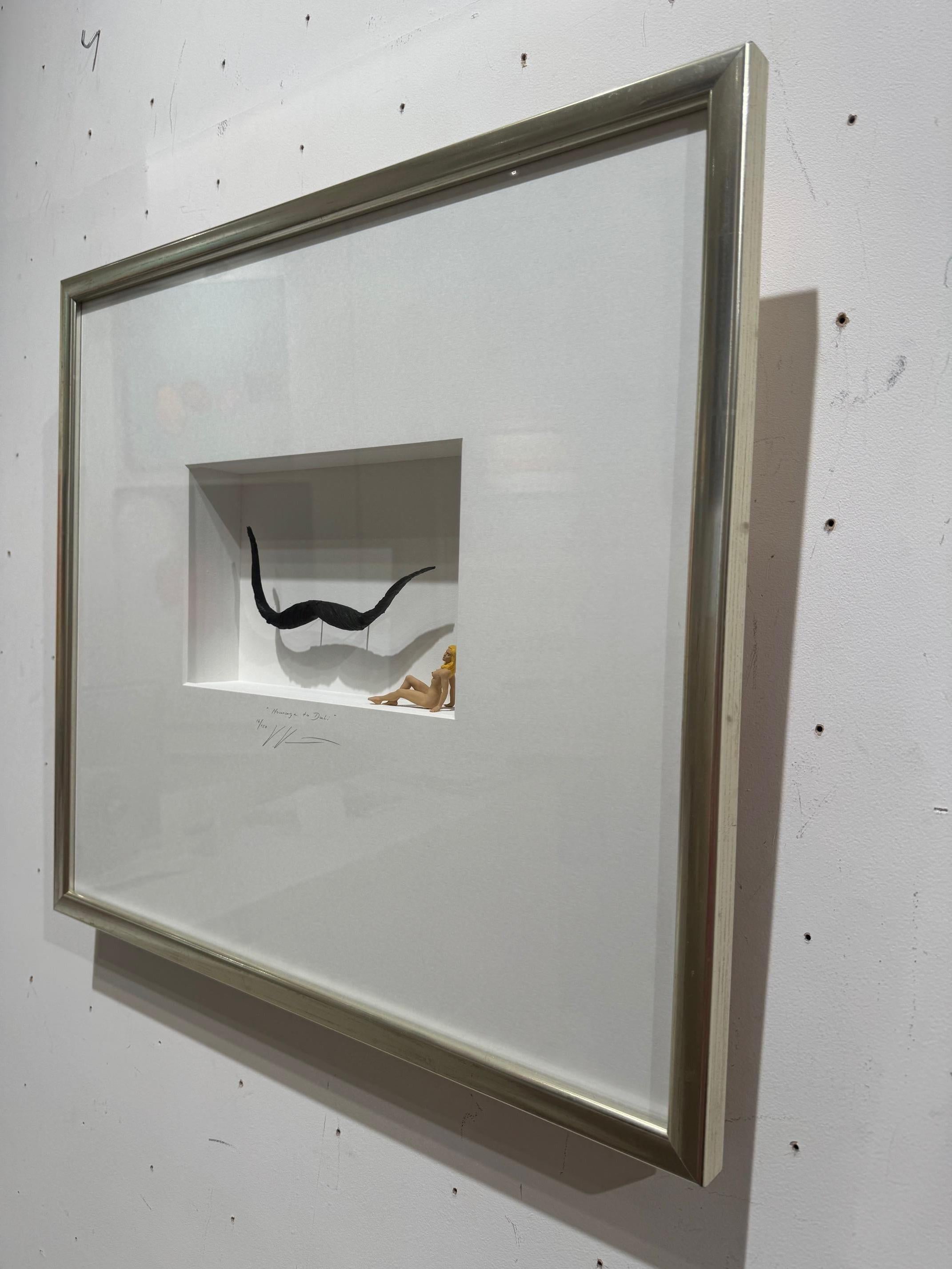 Omaggio a Dalì - opera d'arte contemporanea,  tributo Salvador Dalì con la Musa in vendita 4