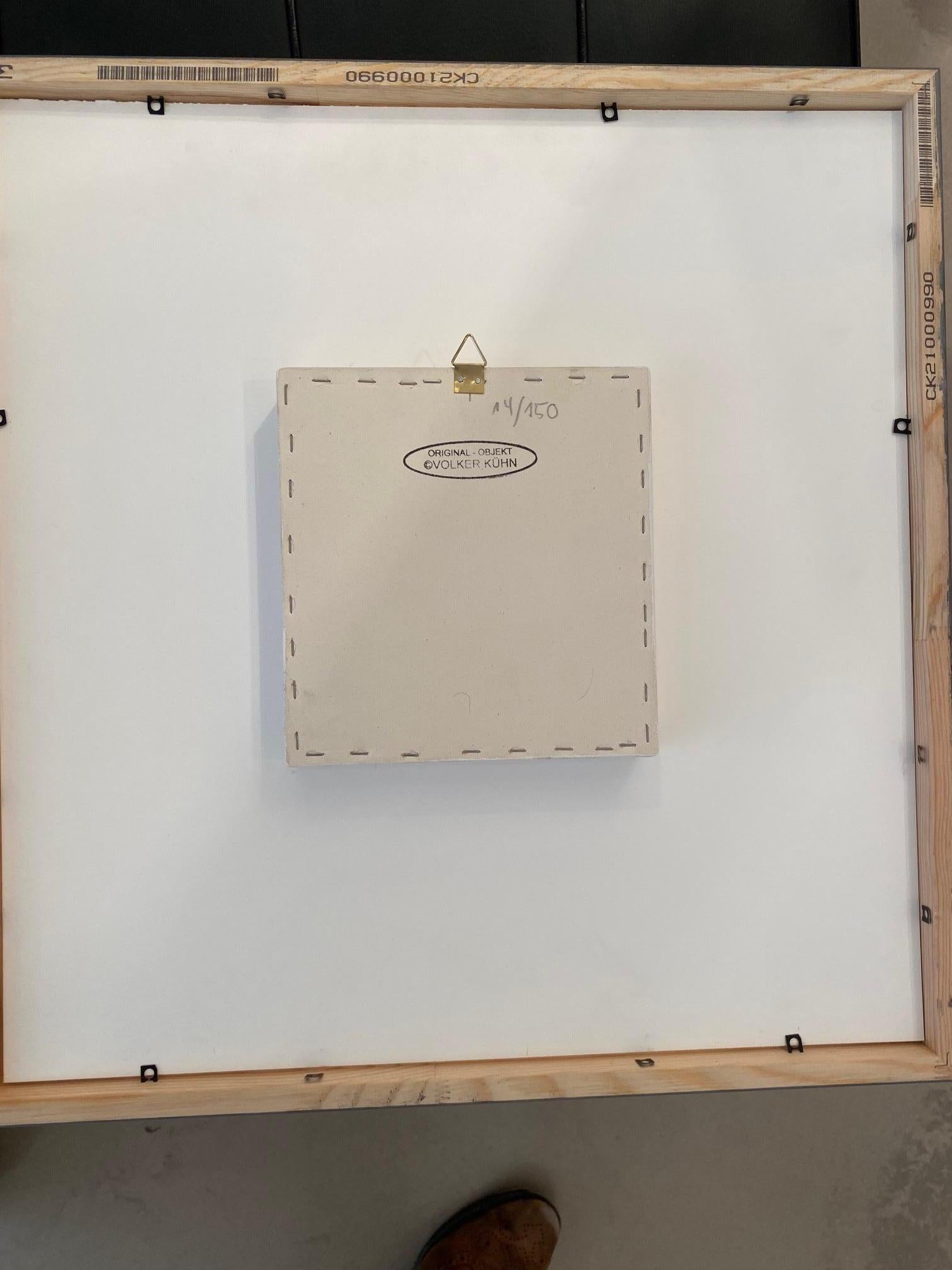 Hommage à Mondrian -Going Up- œuvre d'art contemporain, design hommage au maître hollandais en vente 3