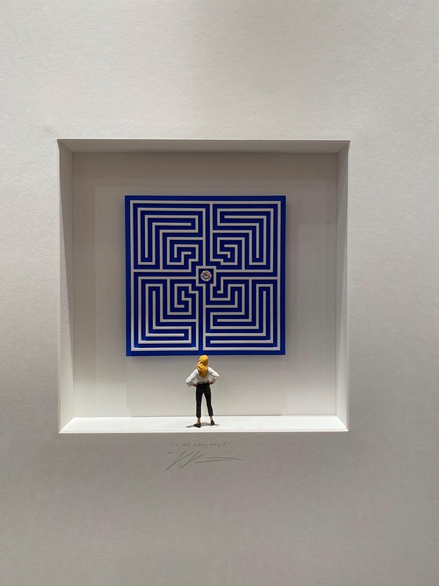 It's A Long Way II - arte contemporanea in scatole opera d'arte di Volker Kuhn minimalista