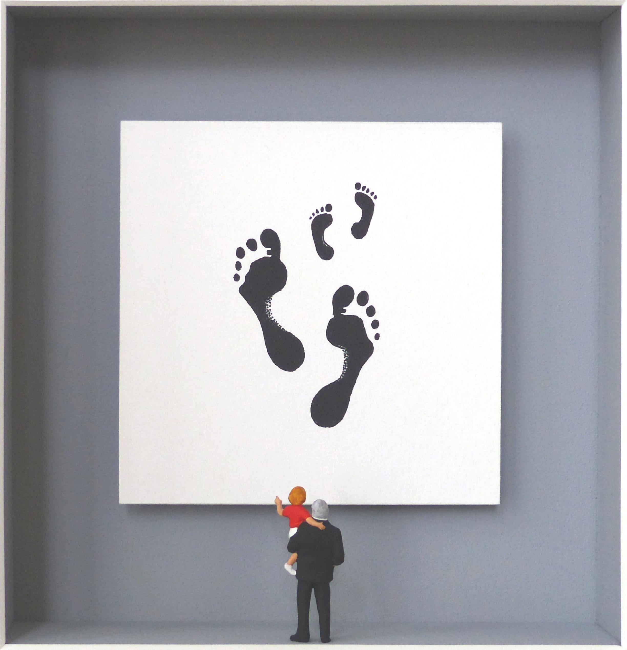 "Look for Traces" è un'opera d'arte originale a tecnica mista di Volker Kuhn. L'opera è firmata a mano dall'artista sotto l'opera sul tappetino. 51 x 49 cm incorniciata in una cornice di legno argentato con un semplice meccanismo di sospensione sul