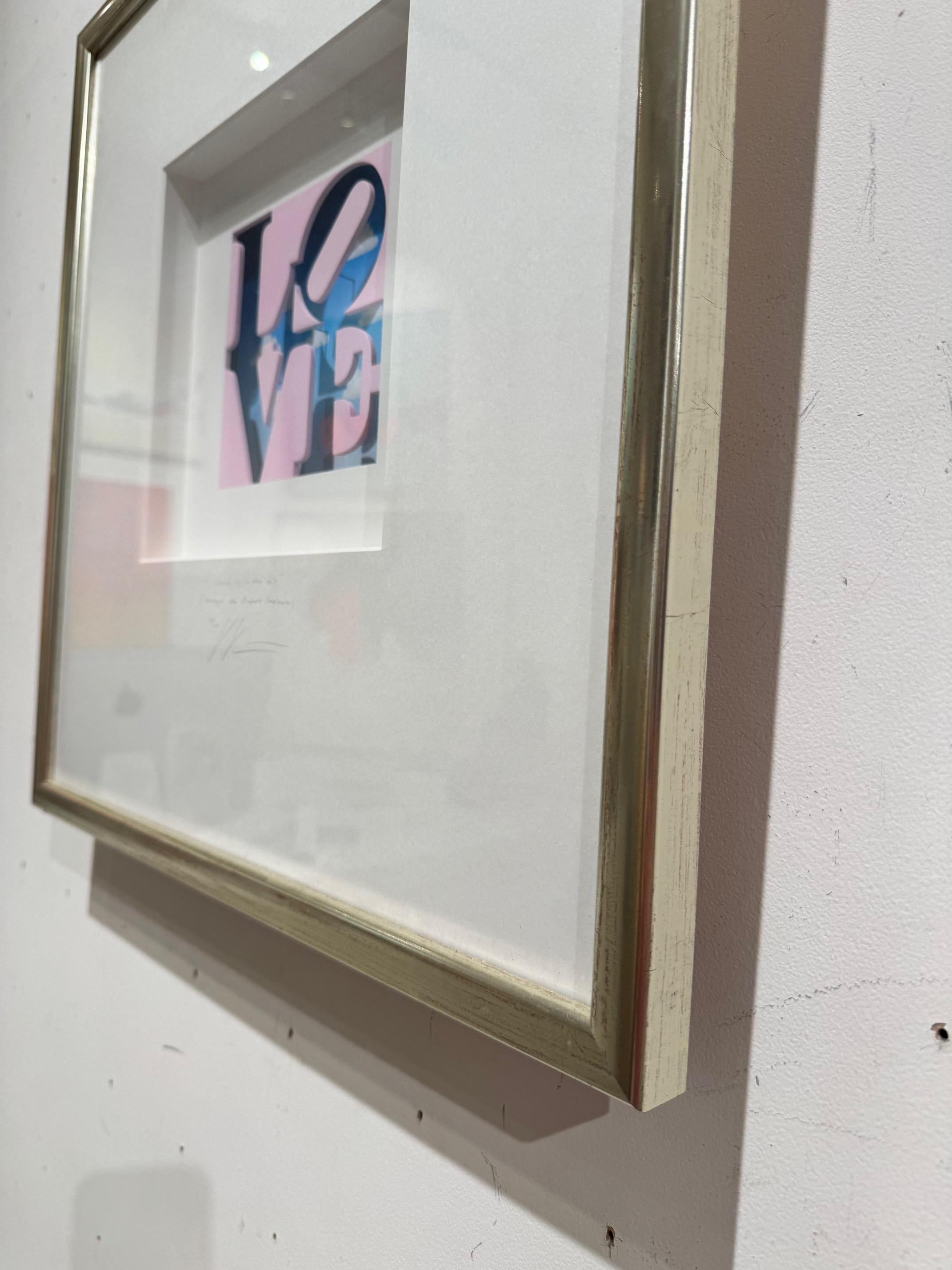 Love is in the Air (Homage to Indiana) arte contemporanea in scatole di Volker Kuhn in vendita 7