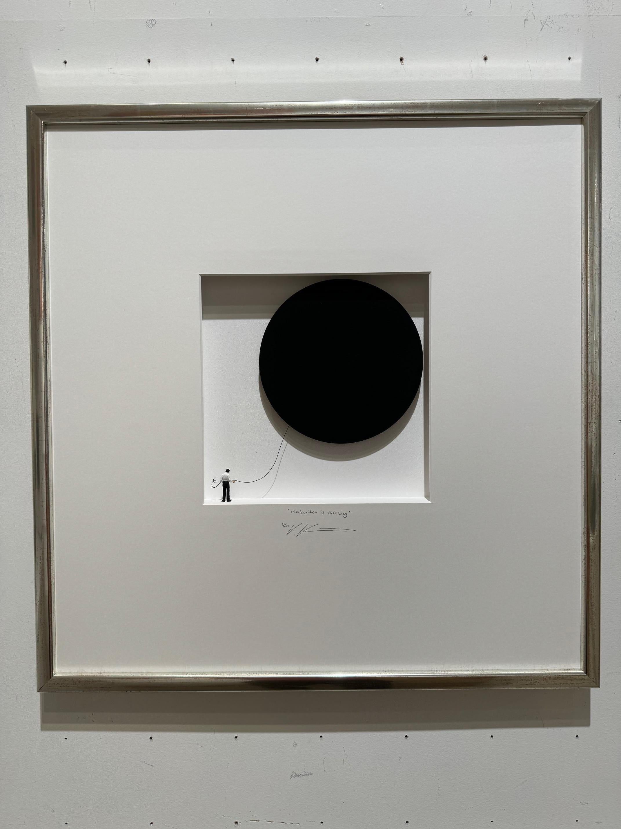 Malewitsch is Thinking - zeitgenössisches abstraktes Kunstwerk, Hommage an Malewitsch im Angebot 2