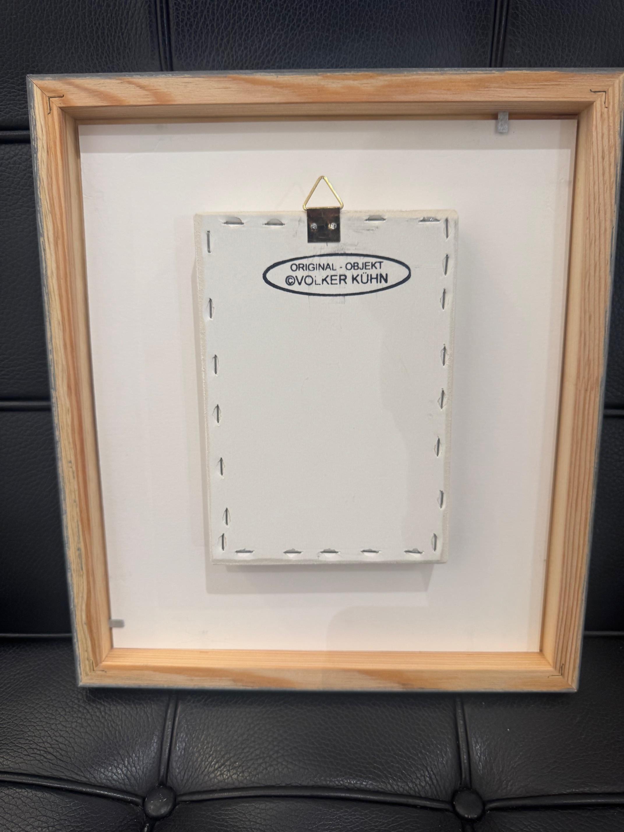 Study - contemporary minimalist art in boxes act portrait Volker Kuhn For Sale 7