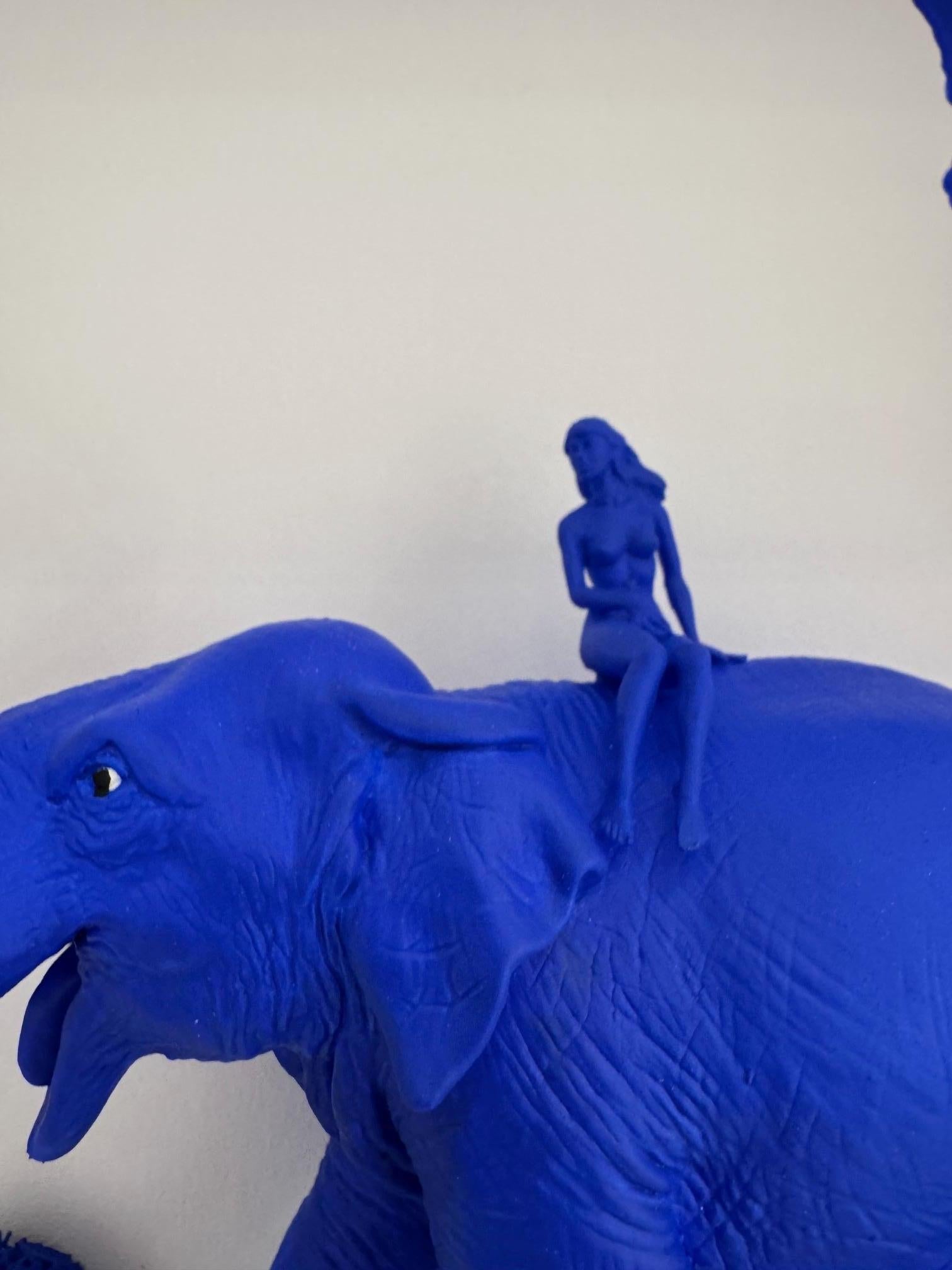 The Color of Yves Klein - art contemporain Volker Kuhn hommage à Klein bleu en vente 3