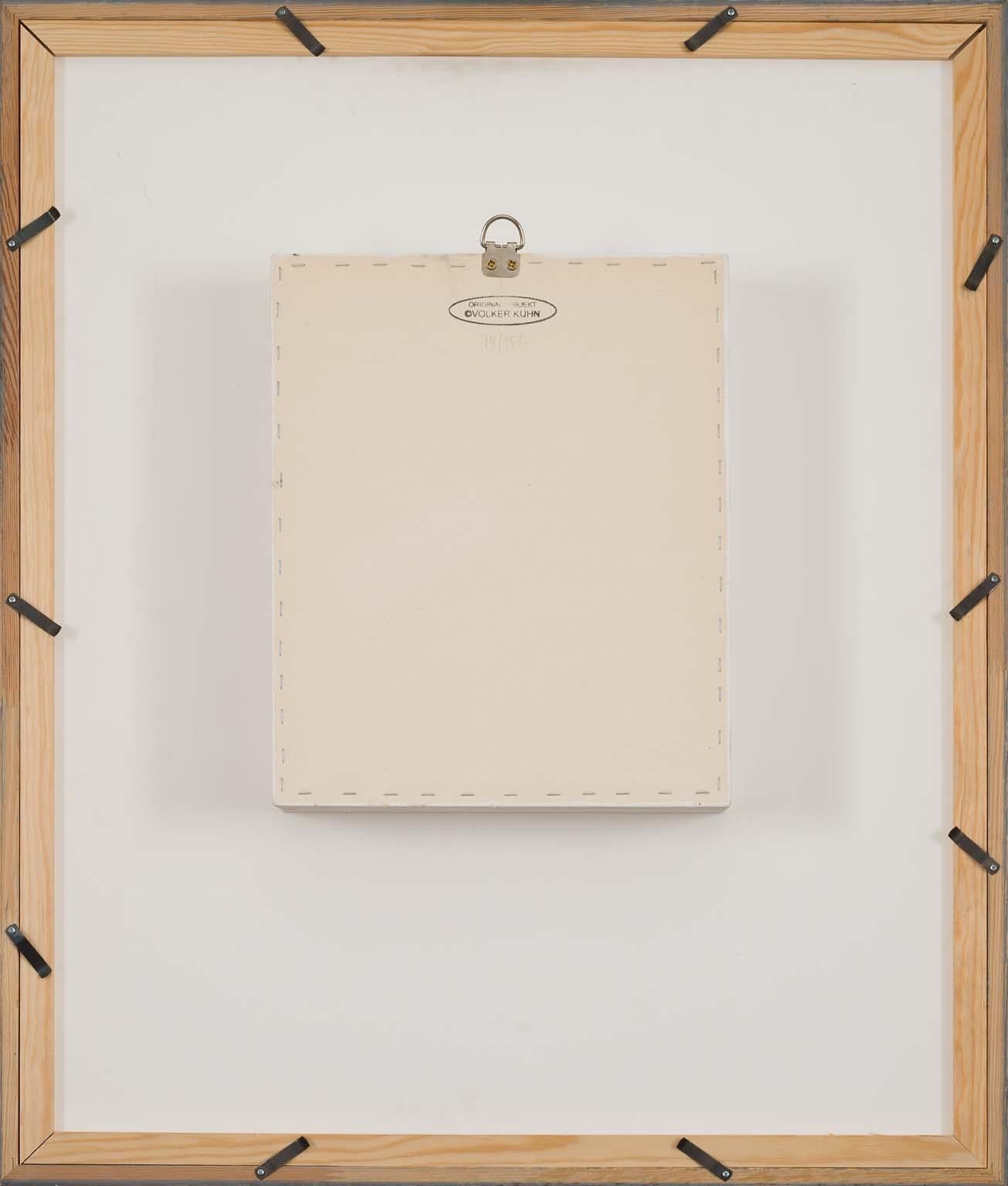 Le jardin de Magritte - une œuvre d'art contemporain en hommage au surréaliste belge - Assemblage Mixed Media Art par Volker Kuhn