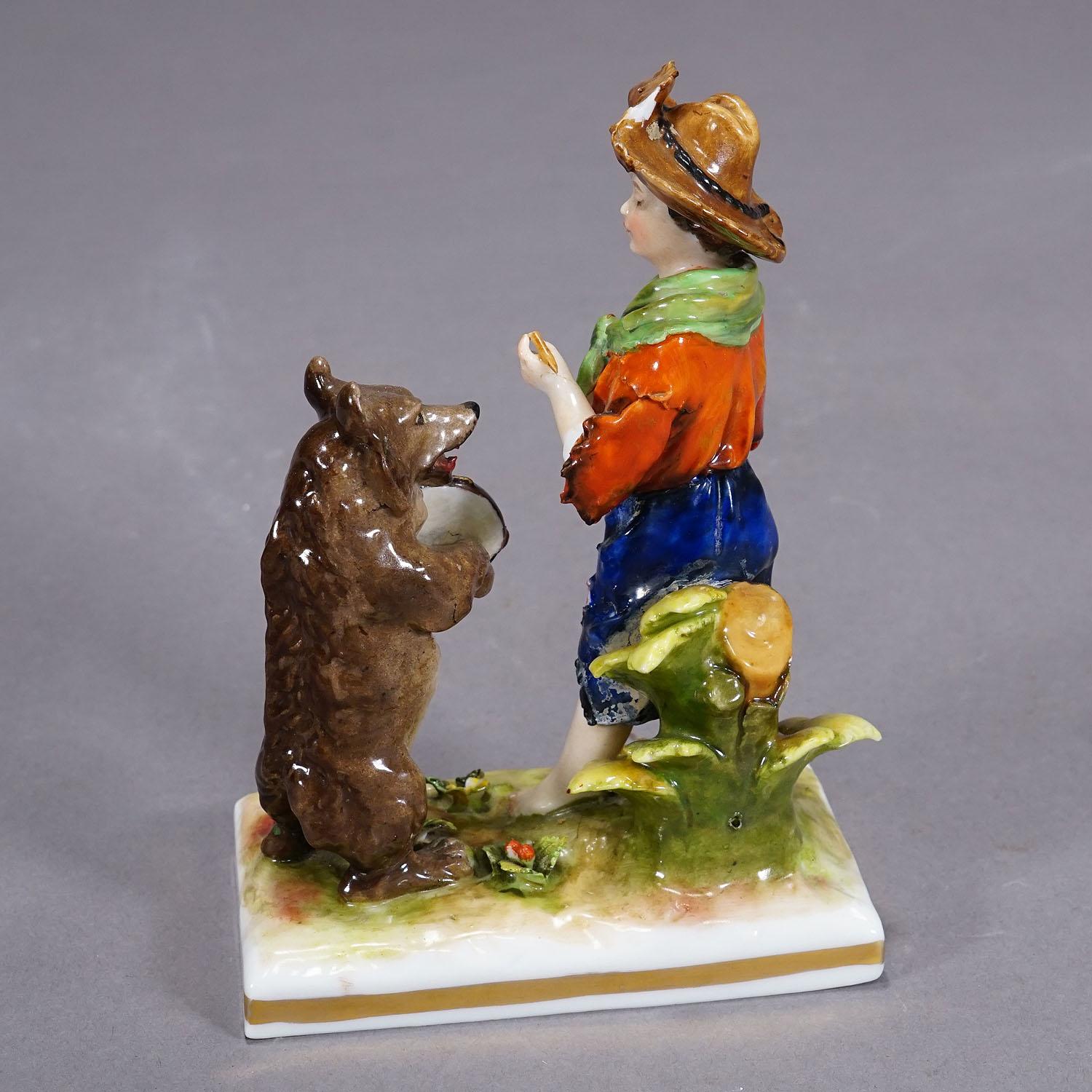 Moulage Volkstedt Porcellain Figurines Enfants avec ours