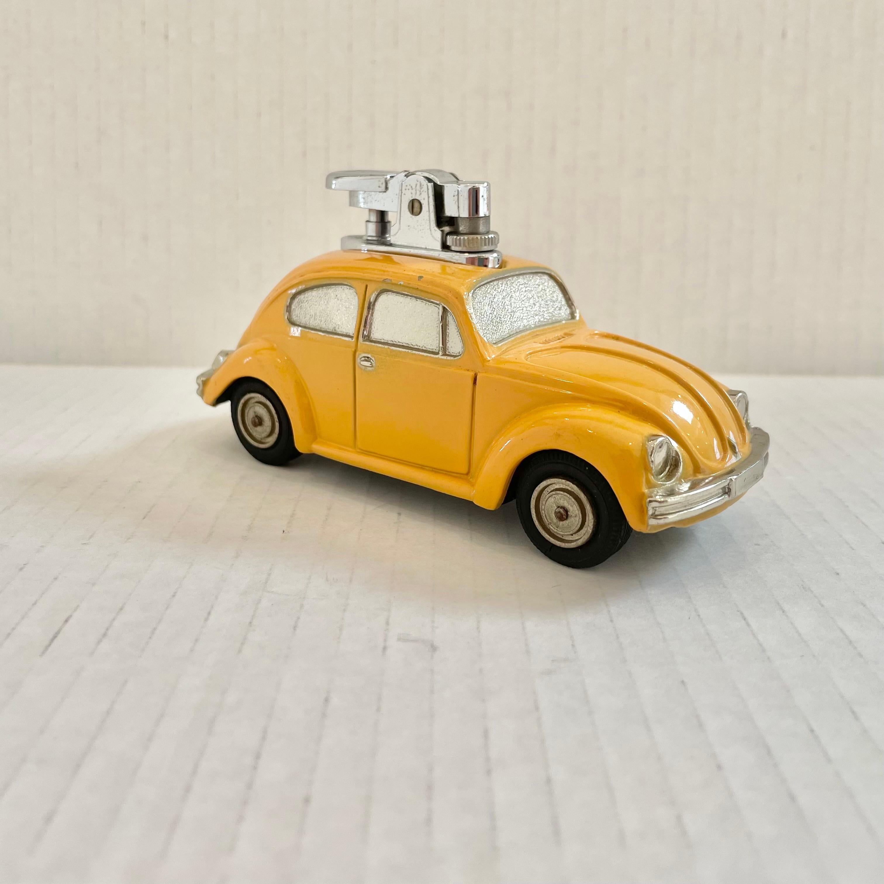 Volkswagen 'Bug' Beetle Lighter, 1980s Japan In Good Condition For Sale In Los Angeles, CA