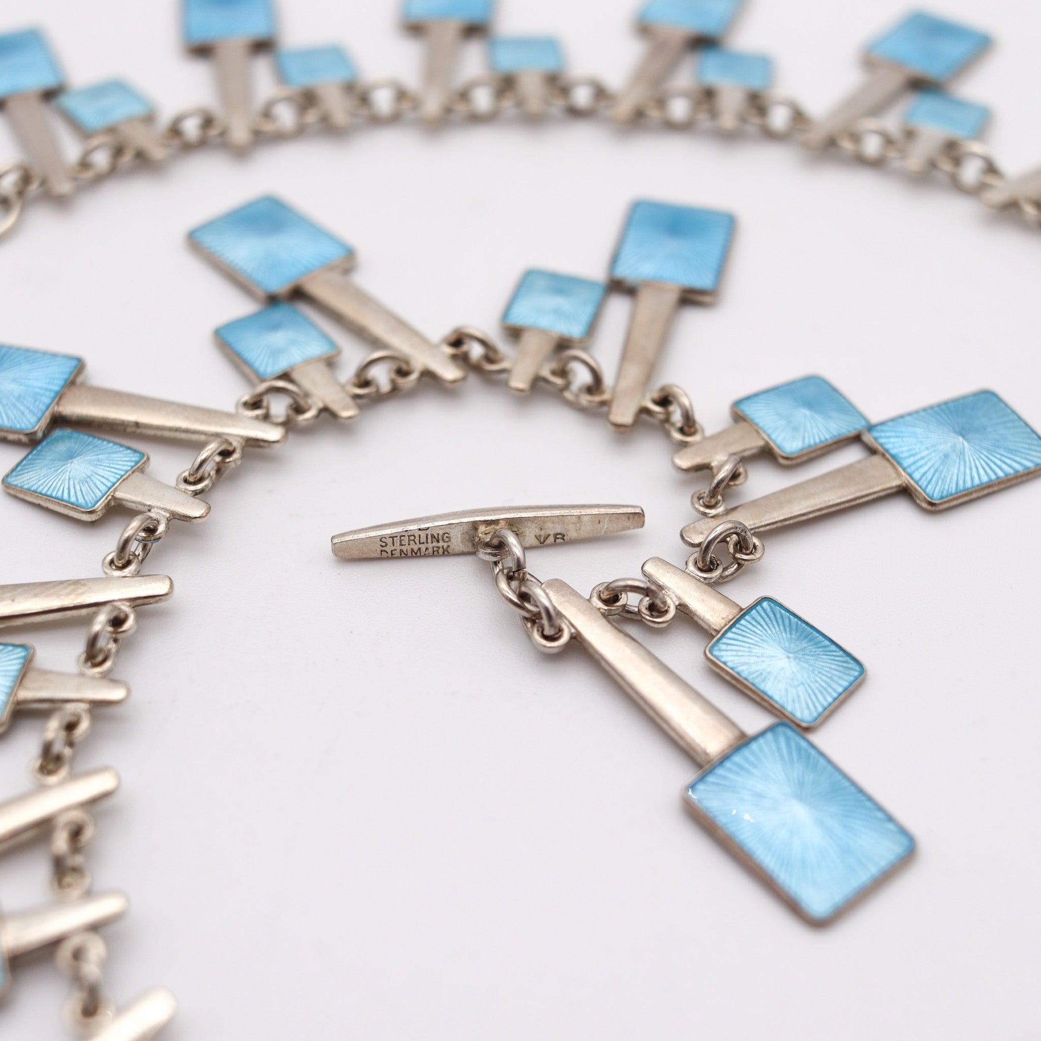 VOLMER BAHNER 1970 Denmark Blue Enameled Modernist Necklace In .925 Sterling For Sale 5