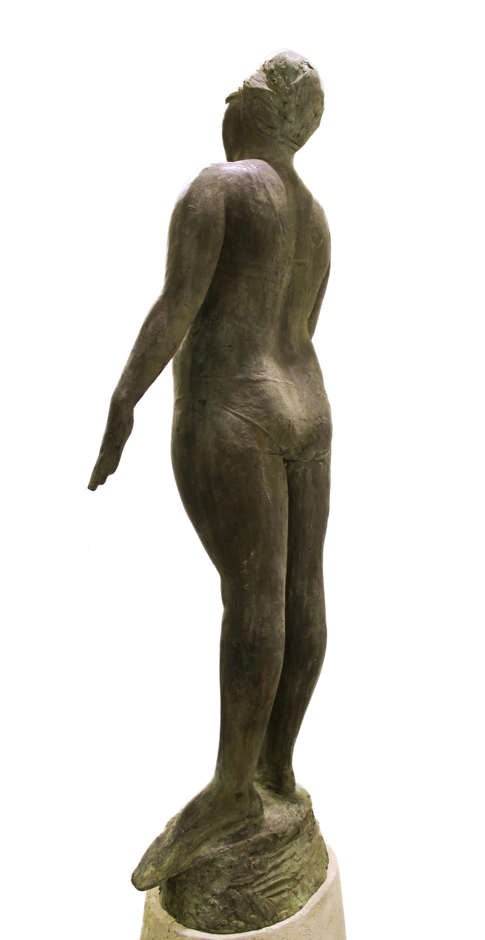 Swimmer - Figurative Sculpture Woman Bronze Green Patina 2