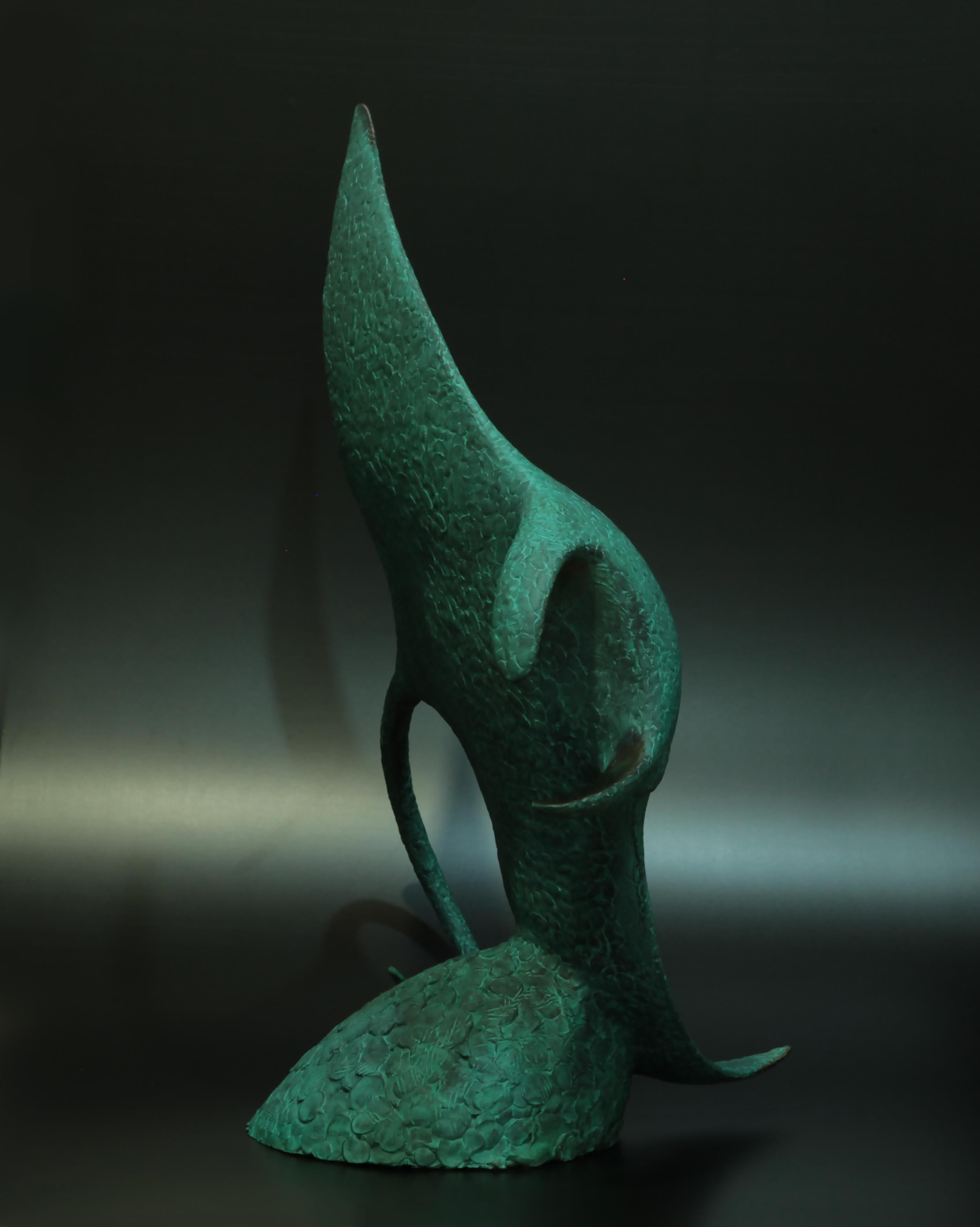 Manta, Limited edition of 12, 3\12 - Contemporary Sculpture by Volodymyr MYKYTENKO