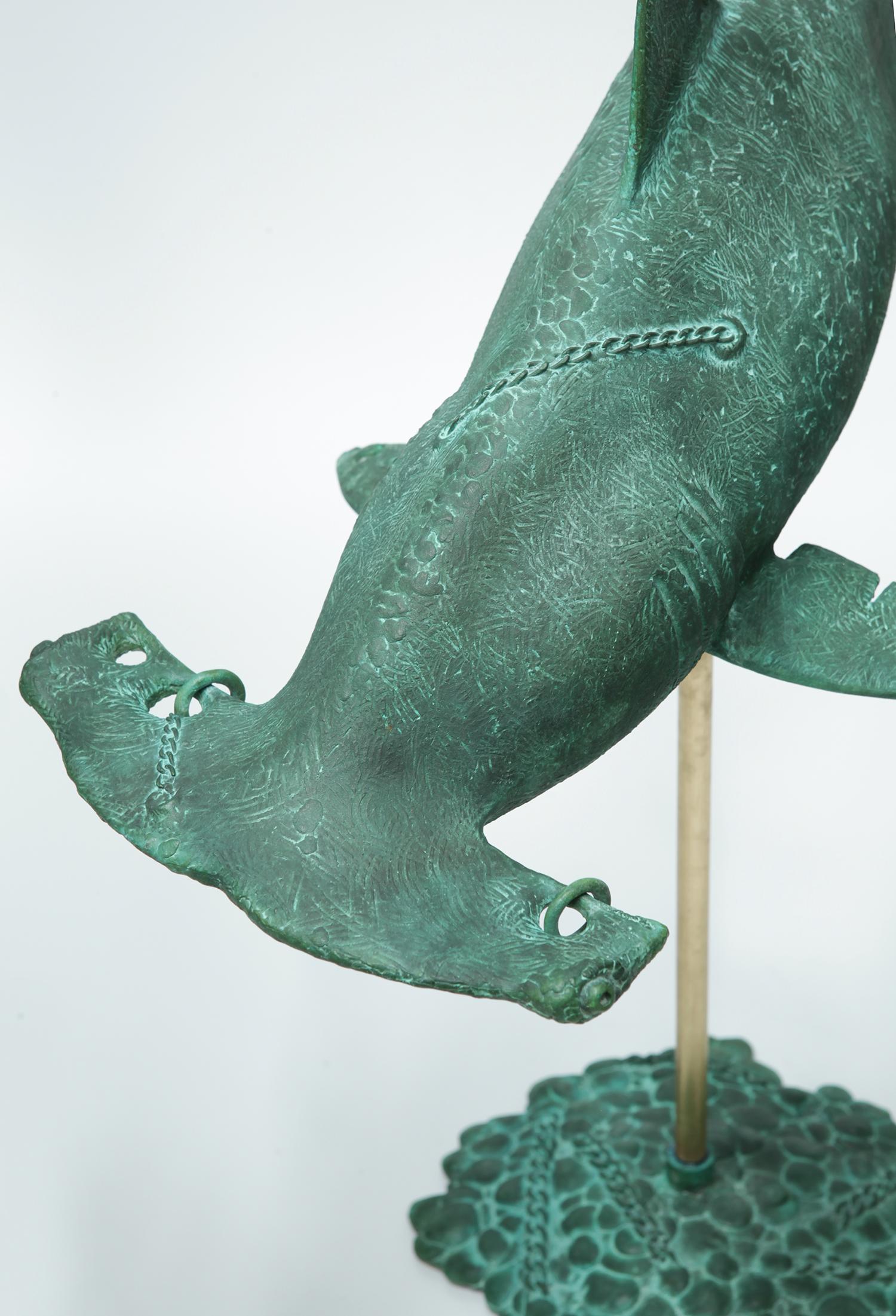 Original fish sculpture by the Ukrainian sculptor Volodymyr Mykytenko.
5/12 edition.
Excellent condition.
Materials: Bronze.

Please contact us if you have any questions about this piece.

Shipping worldwide in a wooden crate.