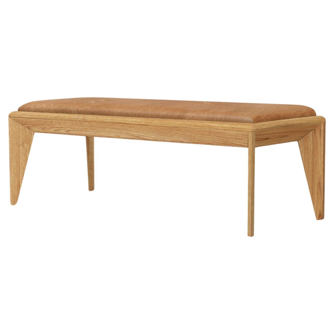 Banco Volpi de madera natural y asiento de tela