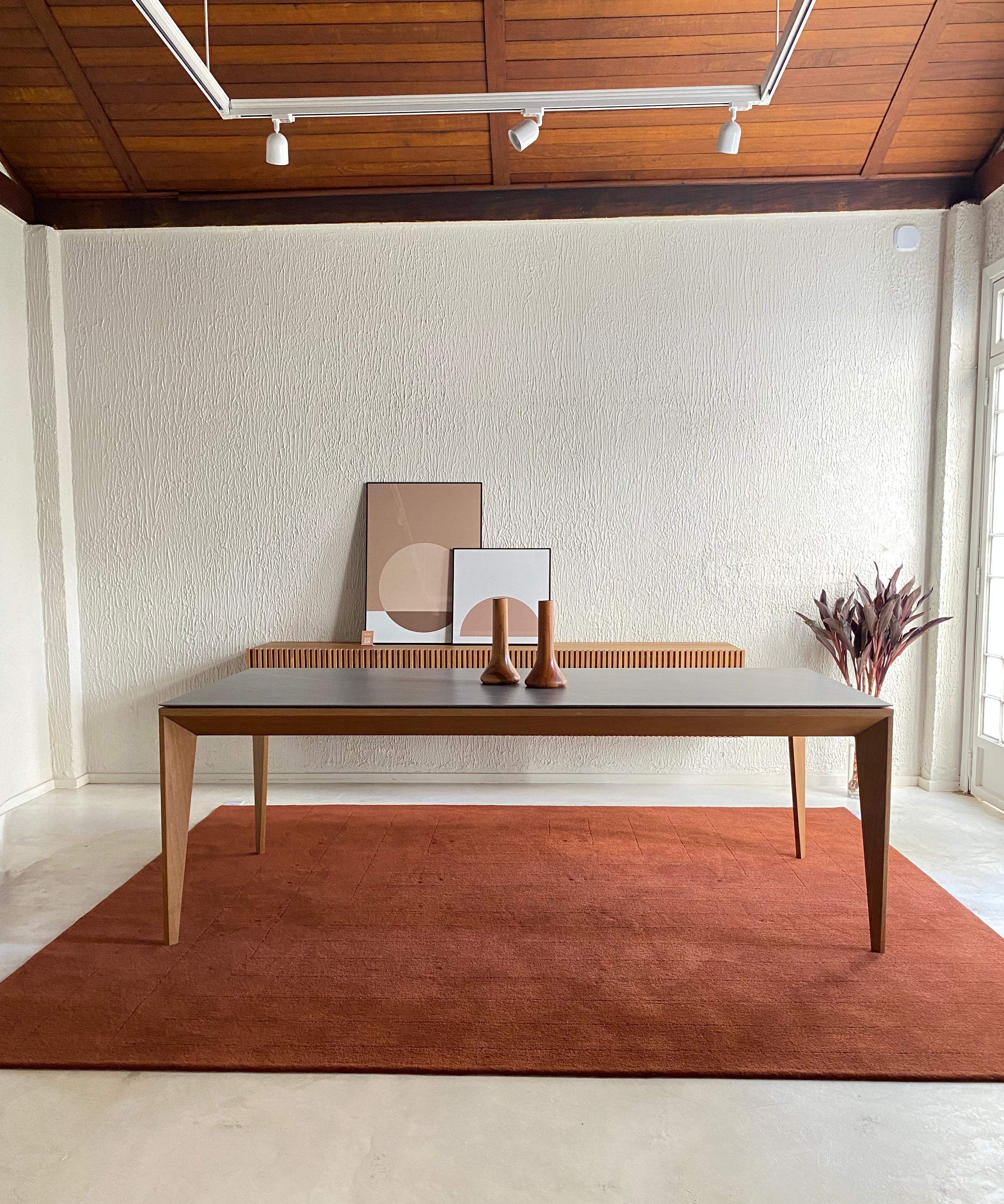 Table de salle à manger minimaliste Volpi travaillée en bois naturel  en vente 3