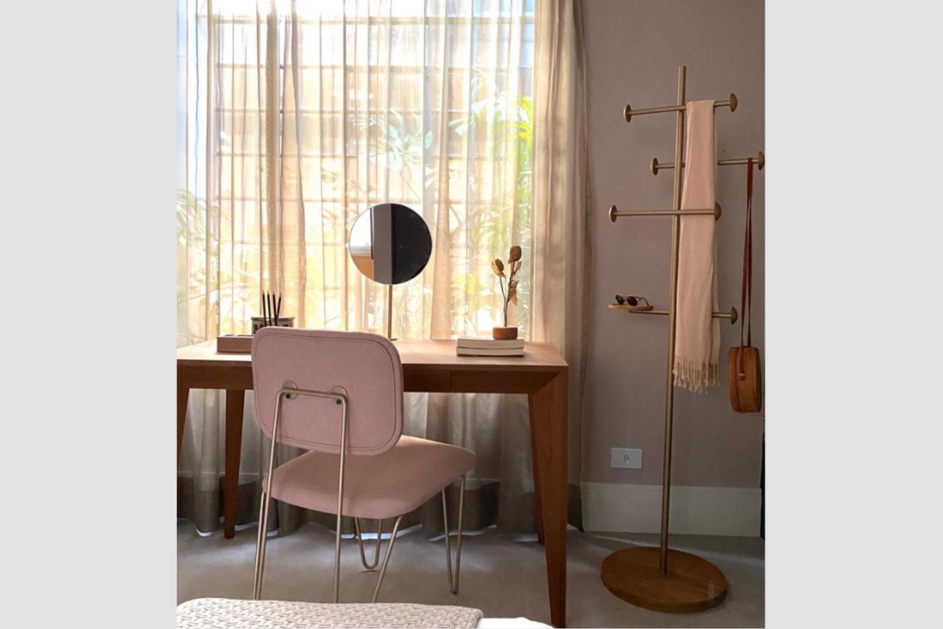 Bureau Volpi avec tiroir en bois brésilien naturel, table de bureau en vente 2