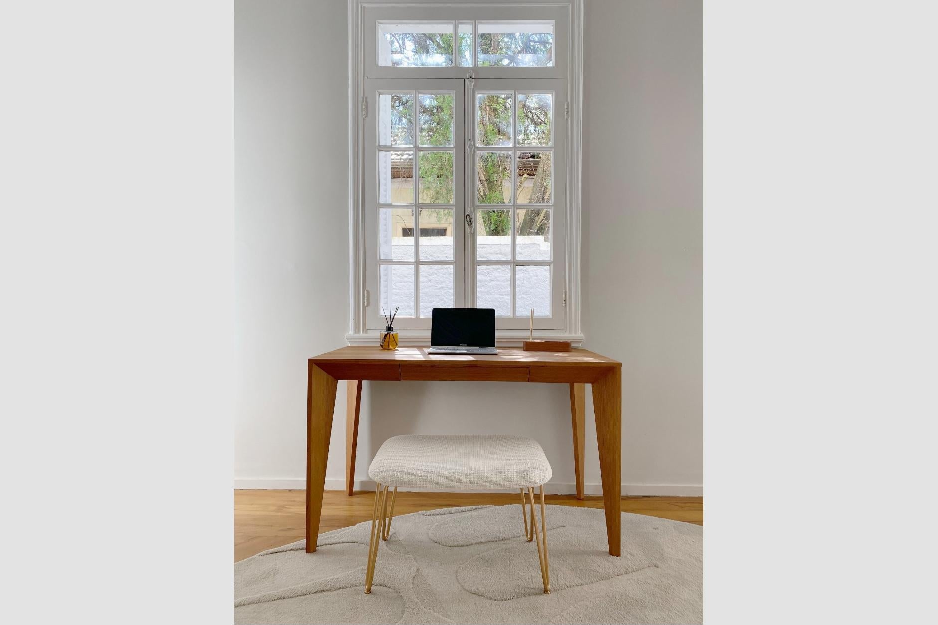 Moderne Bureau Volpi avec tiroir en bois brésilien naturel, table de bureau en vente
