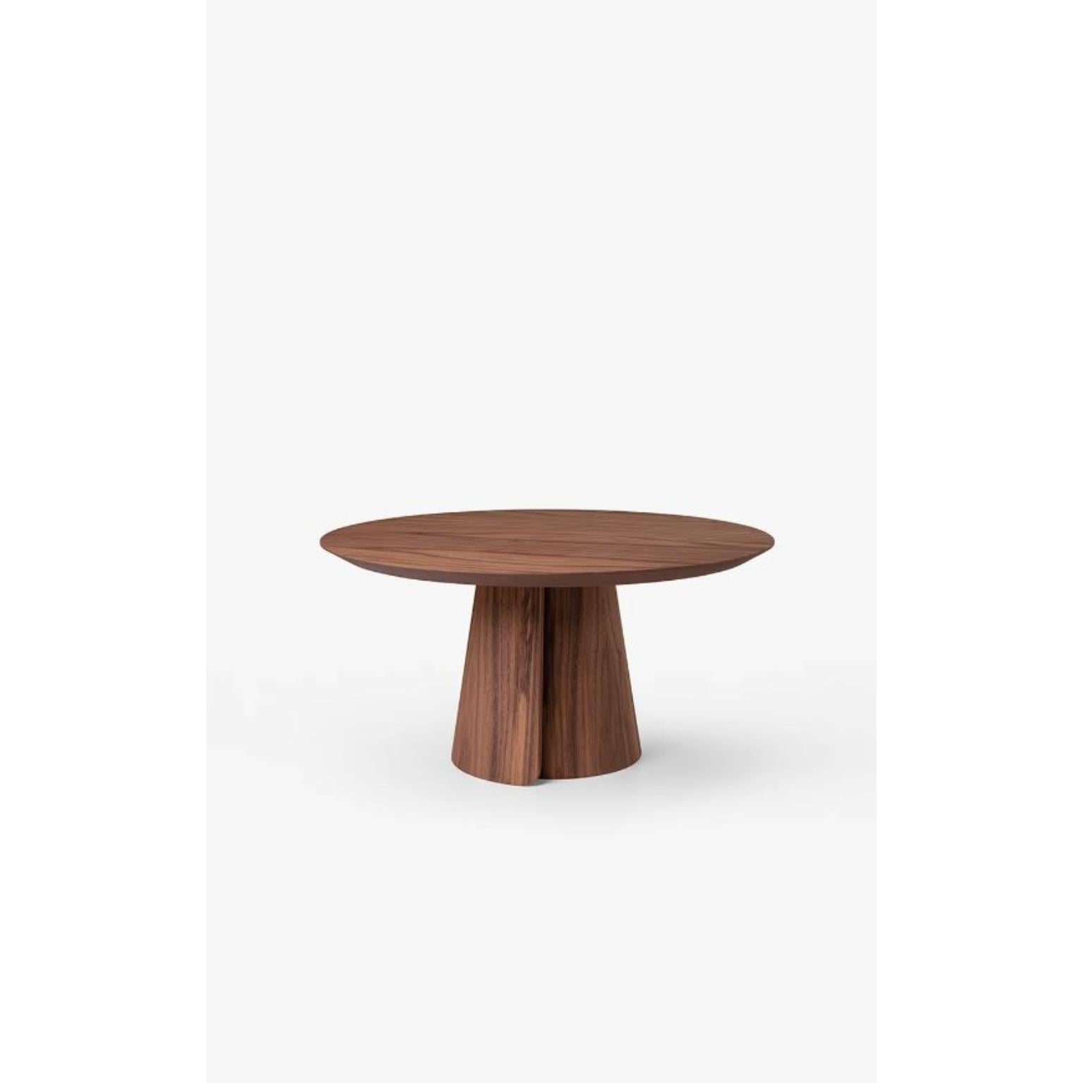 Volta Dining Table 70 by Wentz
Dimensions: D 70 x W 70 x H 35 cm
Materials: Wood, Plywood, MDF, Veneer, Steel


The Volta table references nature in its impermanence. The detail on the base suggests natural movements and refers to nature's