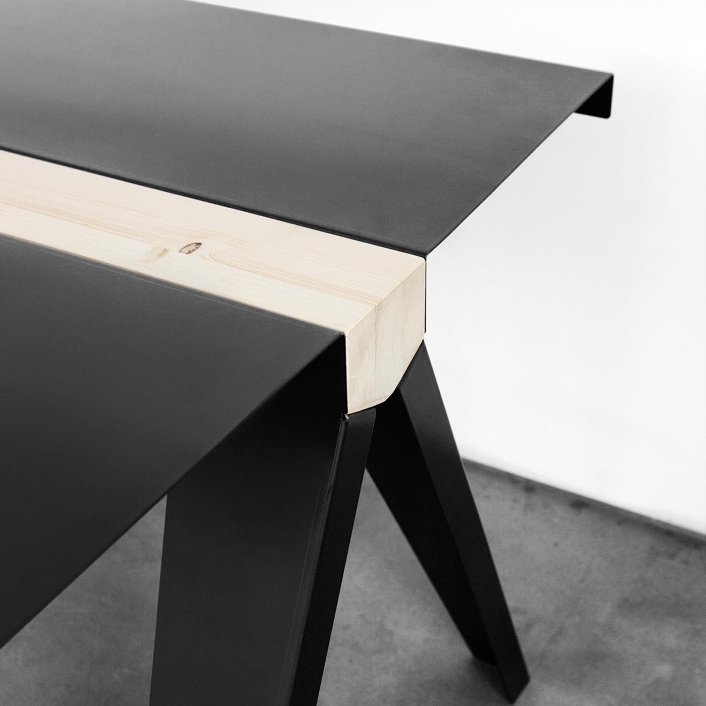 Volta Table In New Condition For Sale In Milan, IT