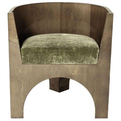 Volta Stuhl mit Kissen aus grünem Samt und Holz von Storagemilano
