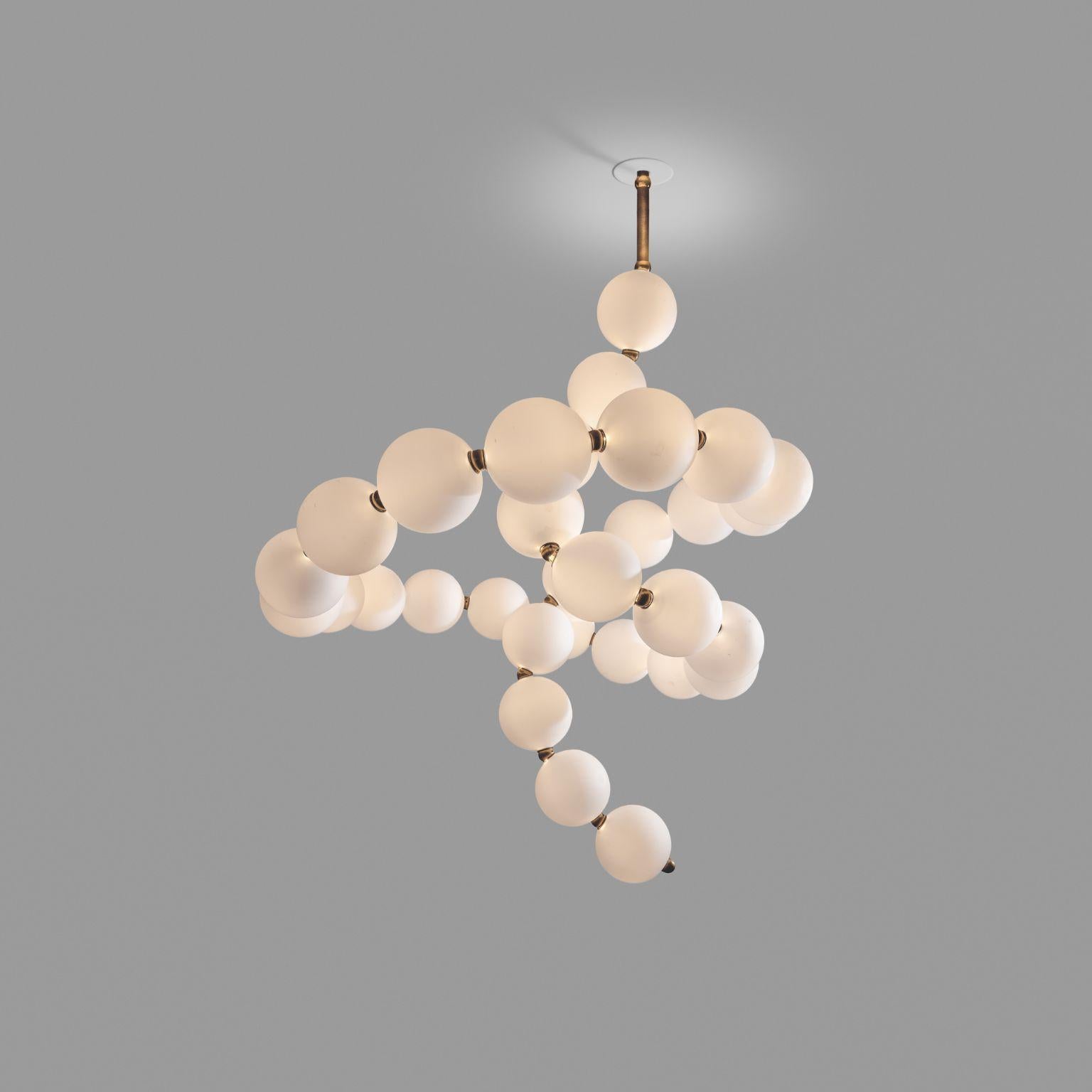 Postmoderno Lampadario Voltige De Perles di Ludovic Clément d'Armont in vendita