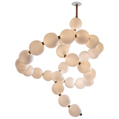 Lampadario Voltige De Perles di Ludovic Clément d'Armont